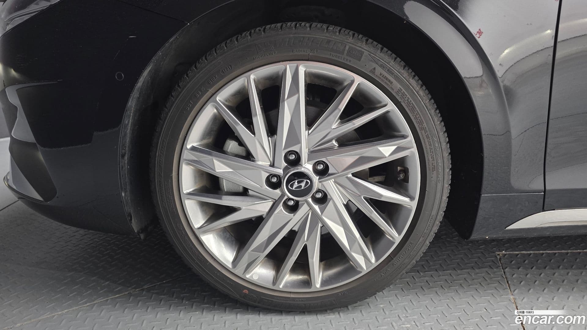 Main__Slider__Photo:Grandeur Hyundai 2022.2-4