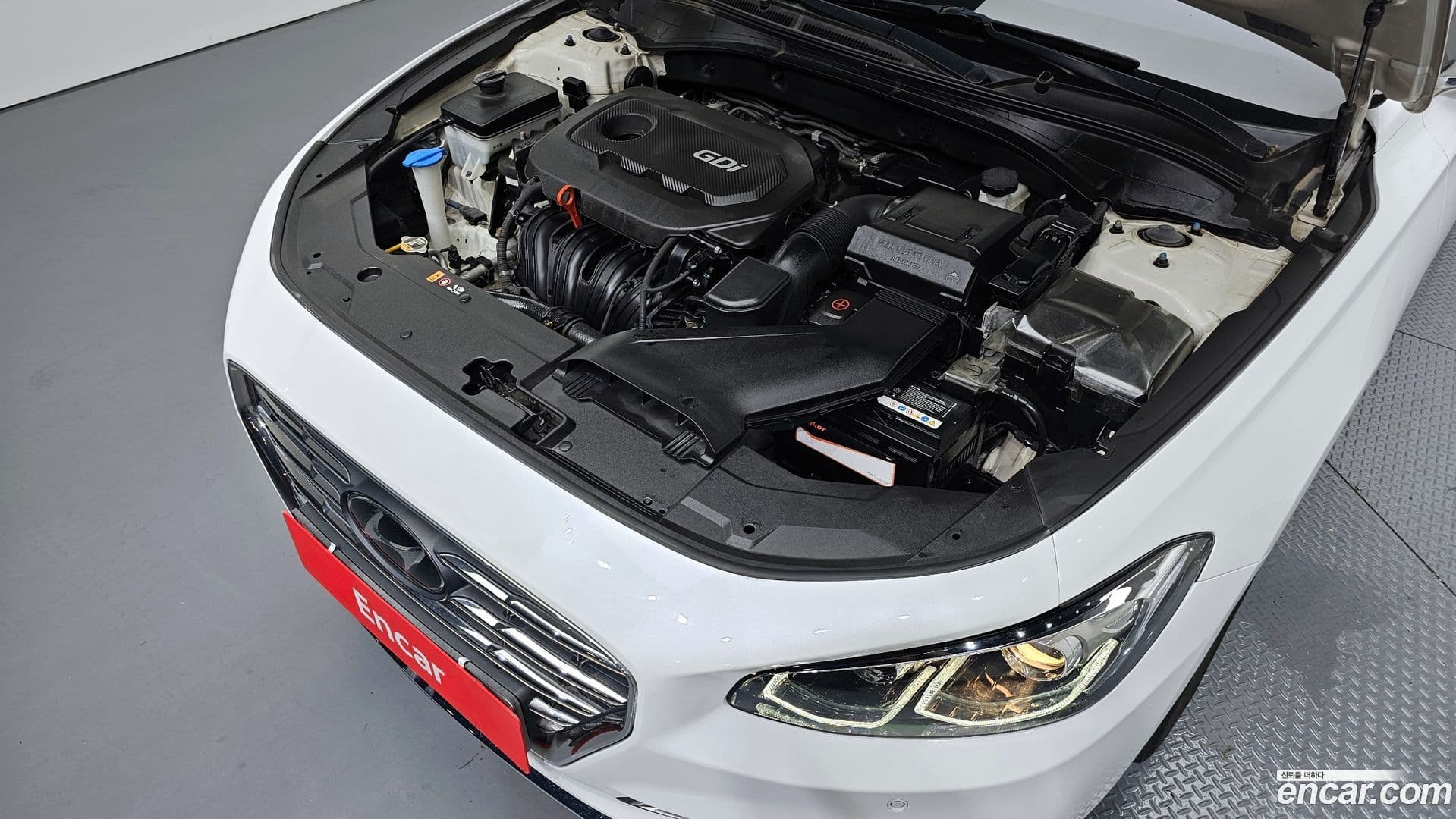 Main__Slider__Photo:Grandeur Hyundai 2017.5-5