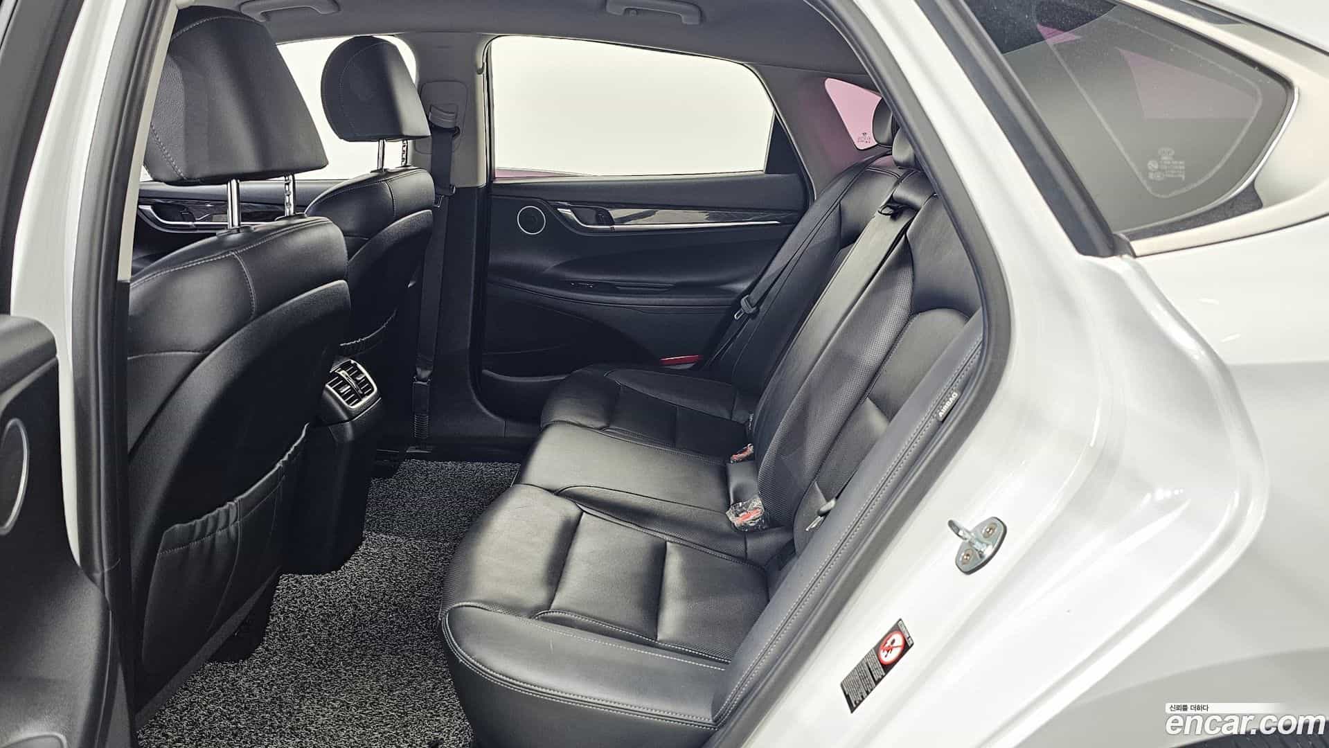 Grandeur Hyundai 2017.5-INNER-036