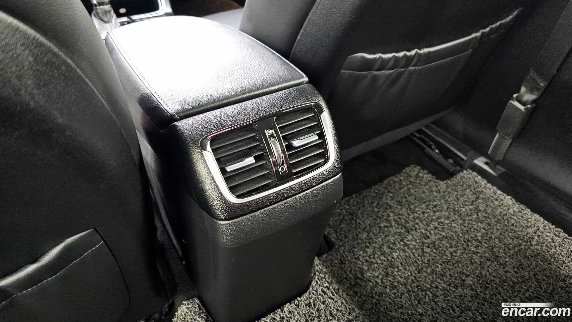 Grandeur Hyundai 2017.5-OPTION-040