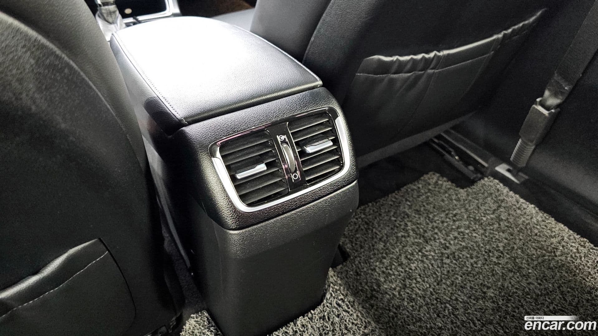 Main__Slider__Photo:Grandeur Hyundai 2017.5-26