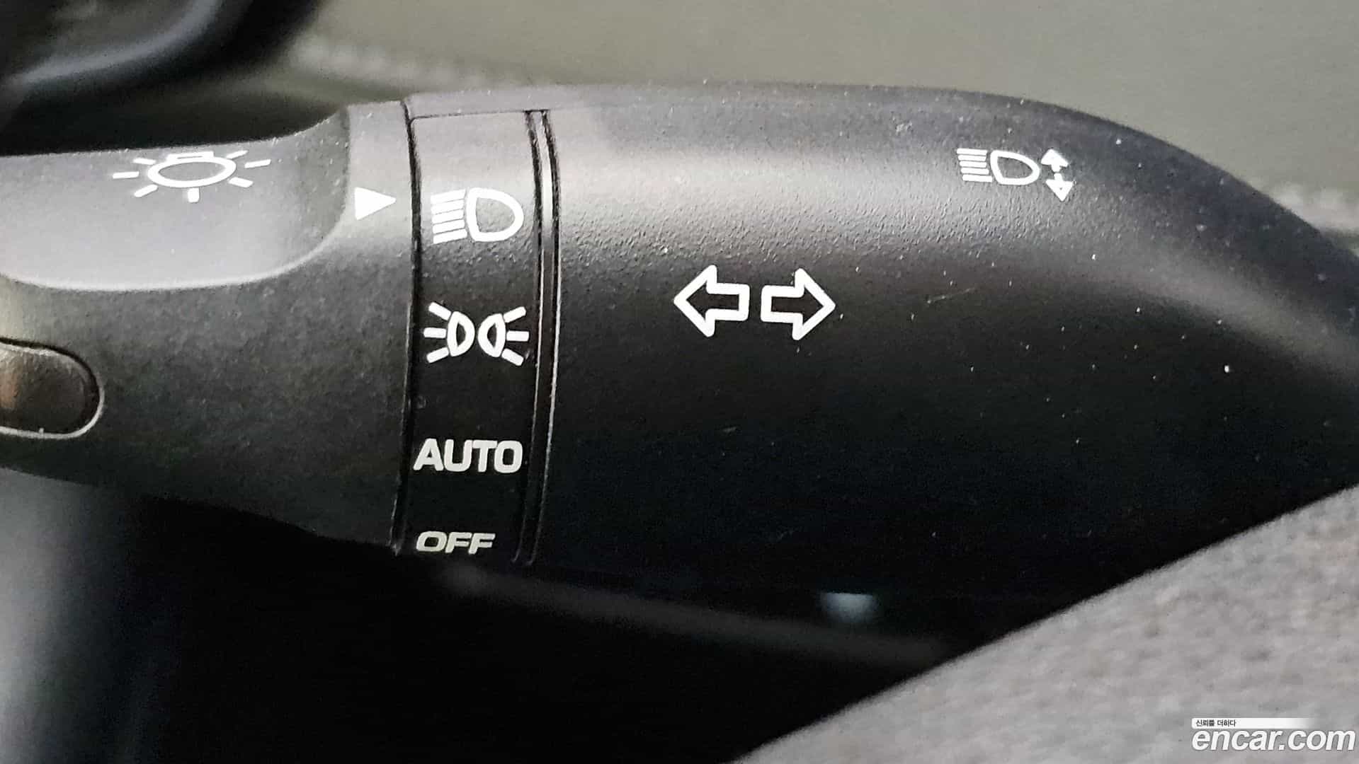 Grandeur Hyundai 2017.5-OPTION-043