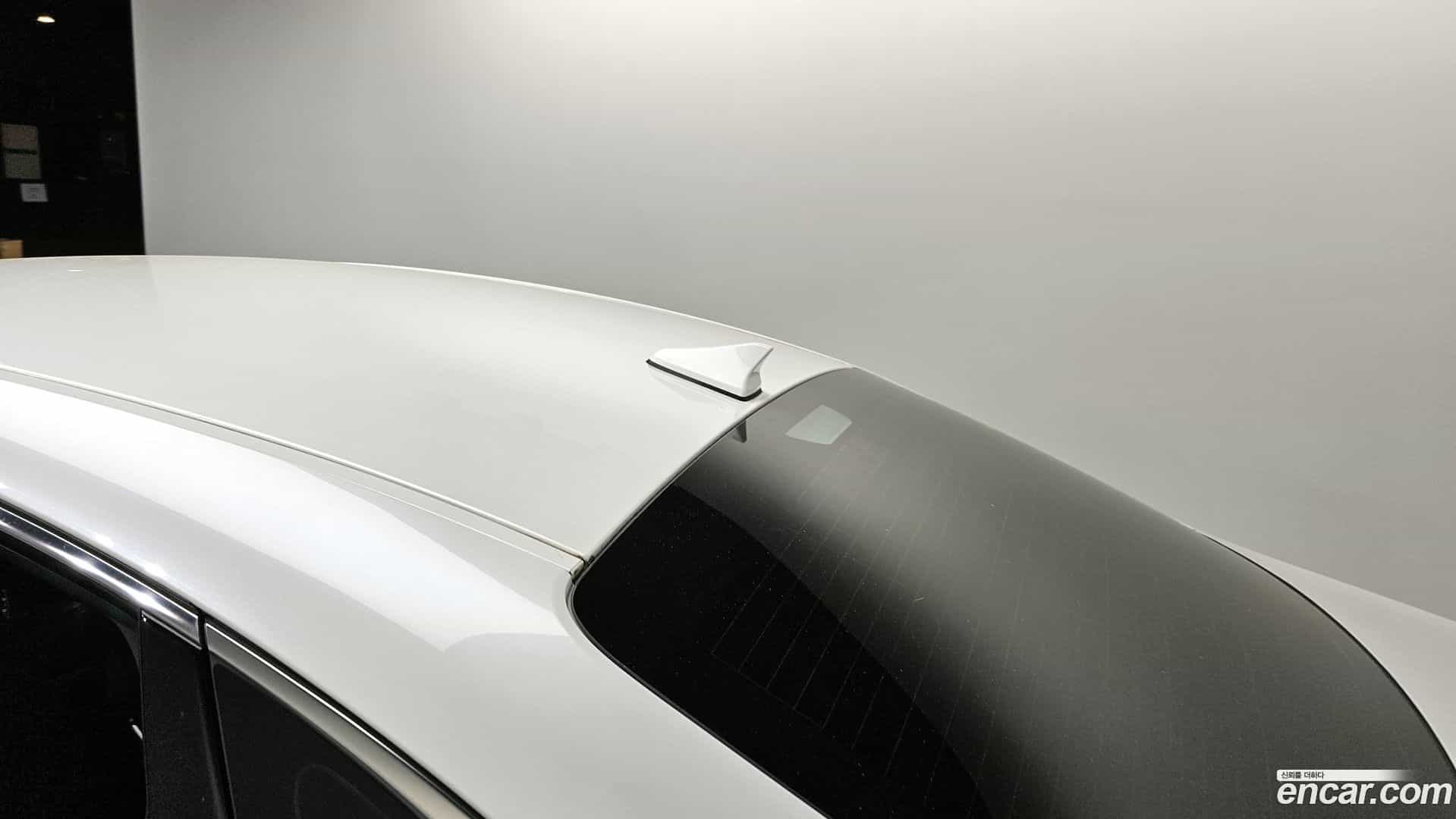 Grandeur Hyundai 2017.5-OPTION-044