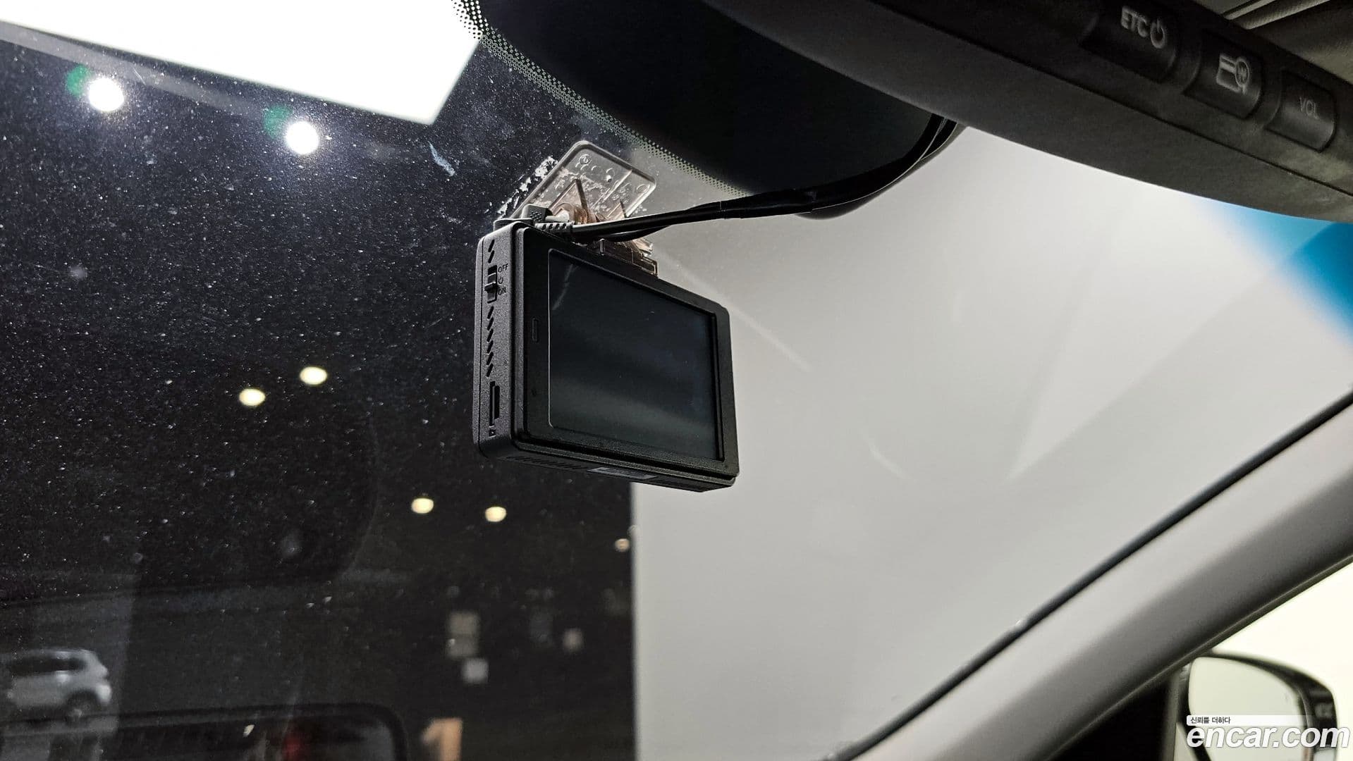 Main__Slider__Photo:Grandeur Hyundai 2017.5-30