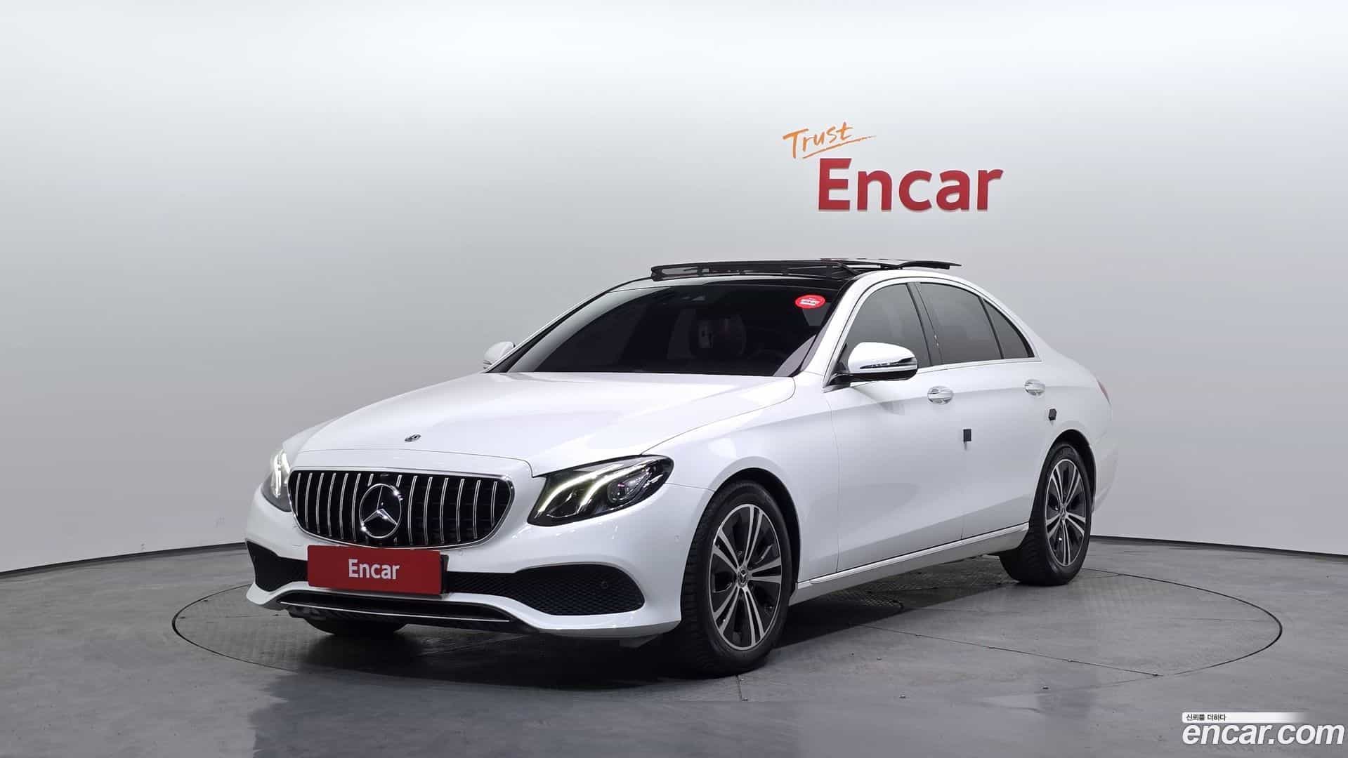 E-Class Mercedes-Benz 2018.9-OUTER-001