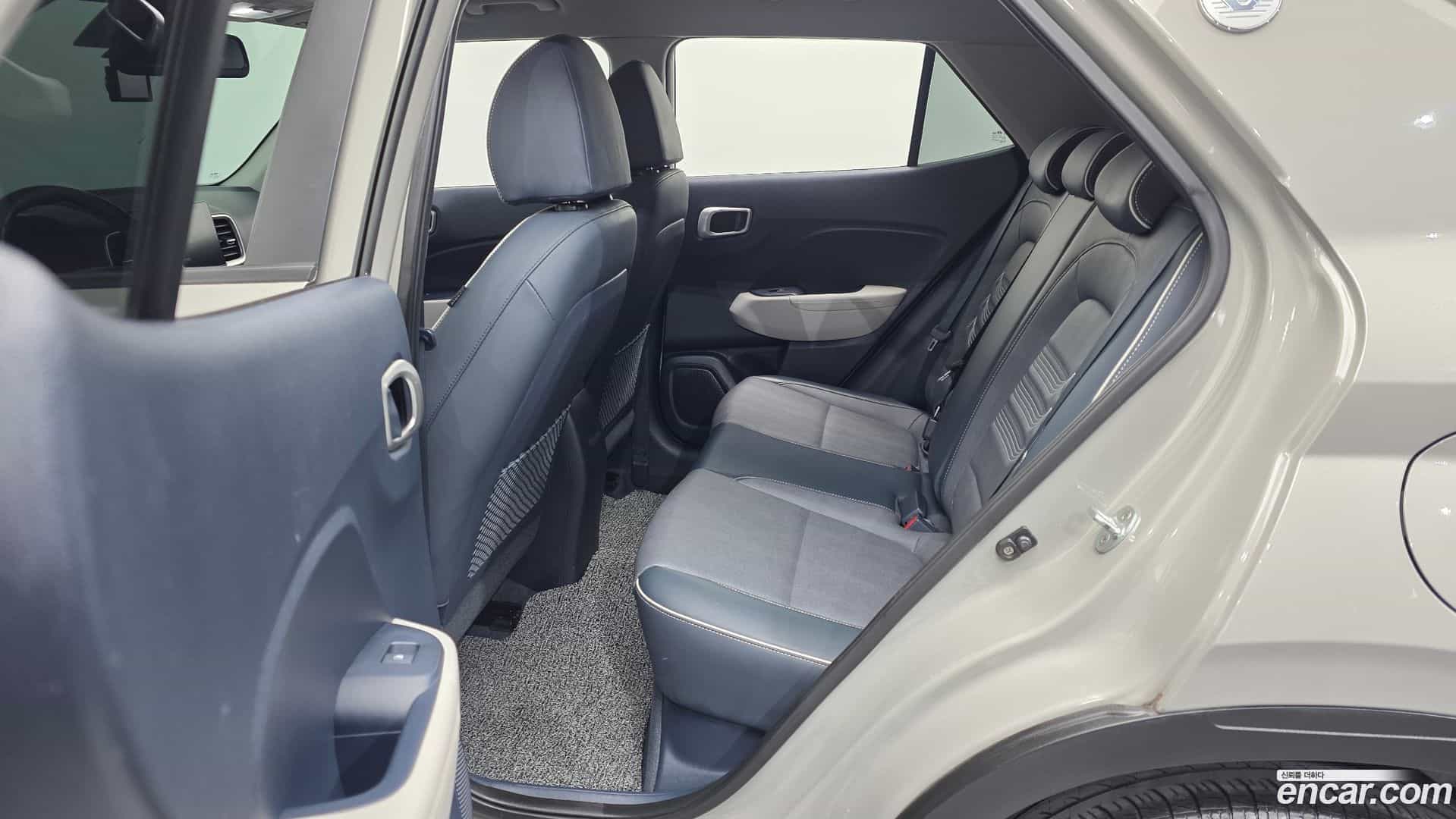 Venue Hyundai 2019.10-OPTION-016