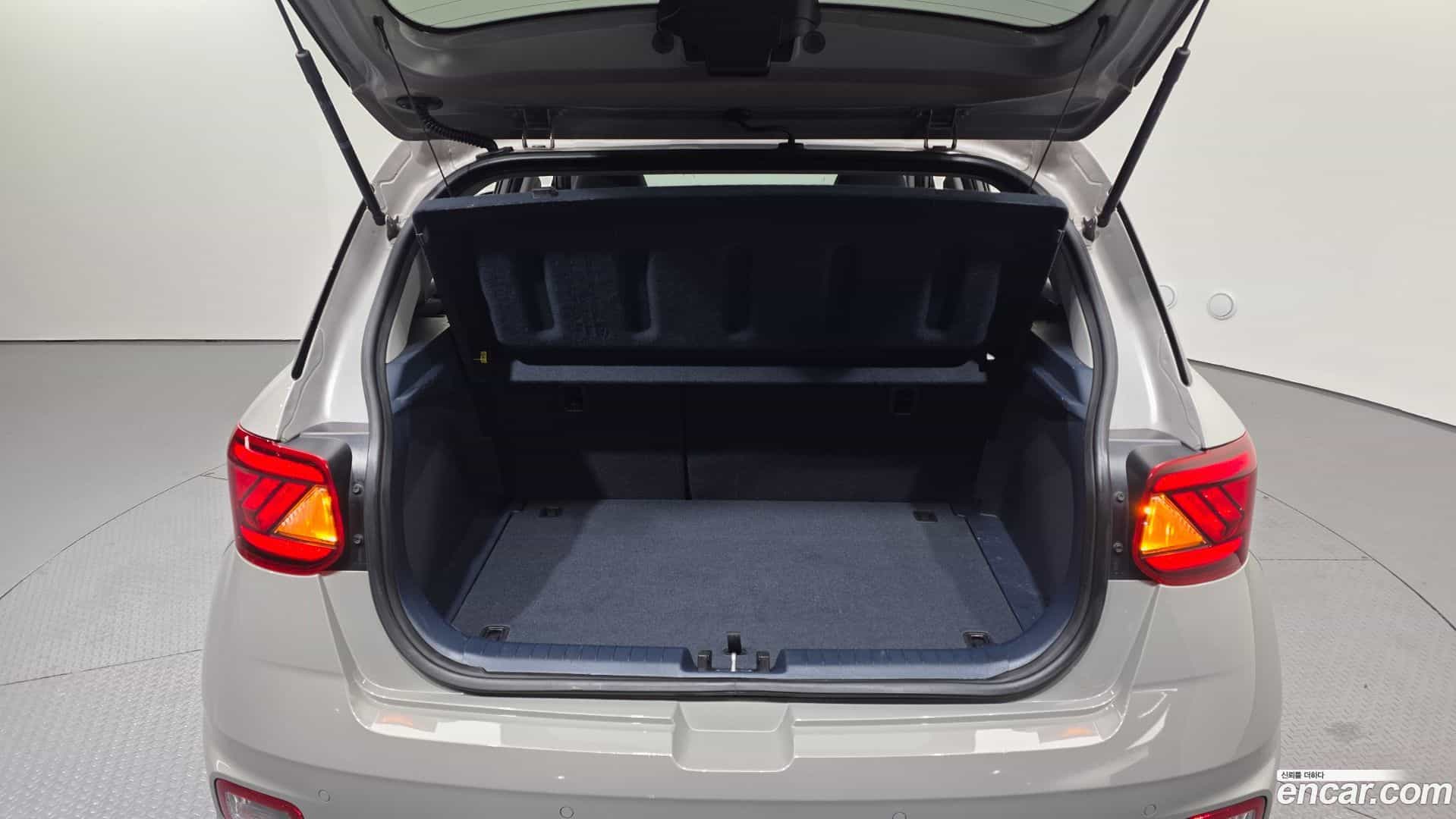 Venue Hyundai 2019.10-OPTION-024