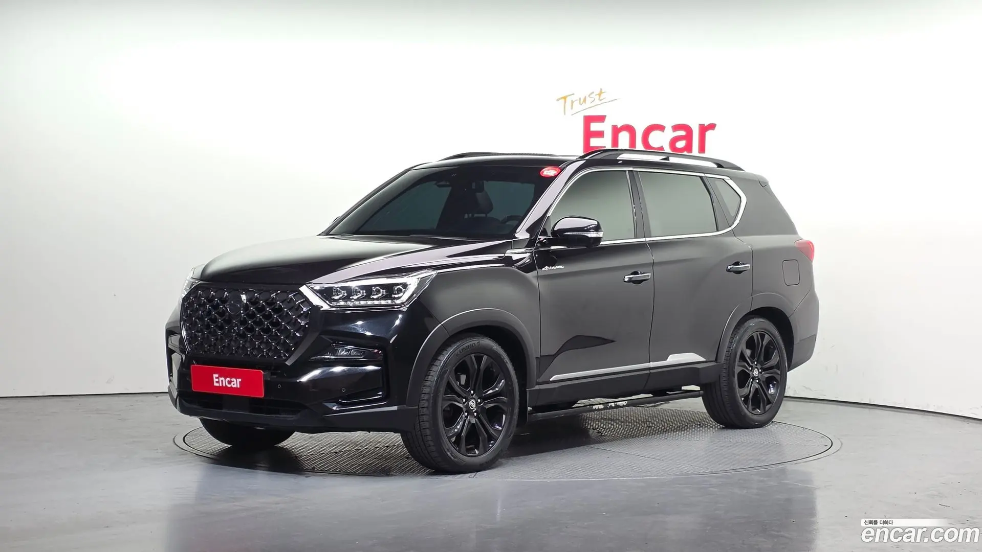 Main__Slider__Photo:Rexton KG Mobility 2022.6-0