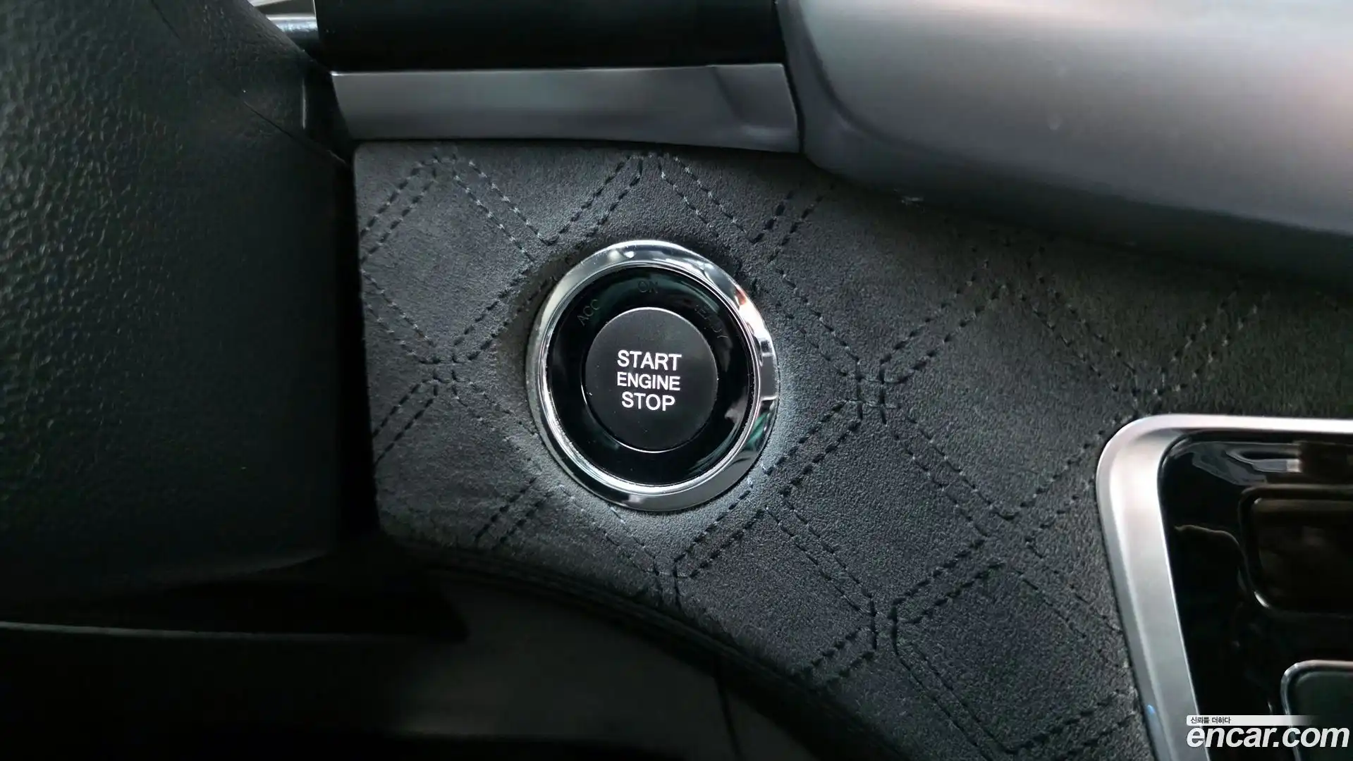 Rexton KG Mobility 2022.6-OPTION-043