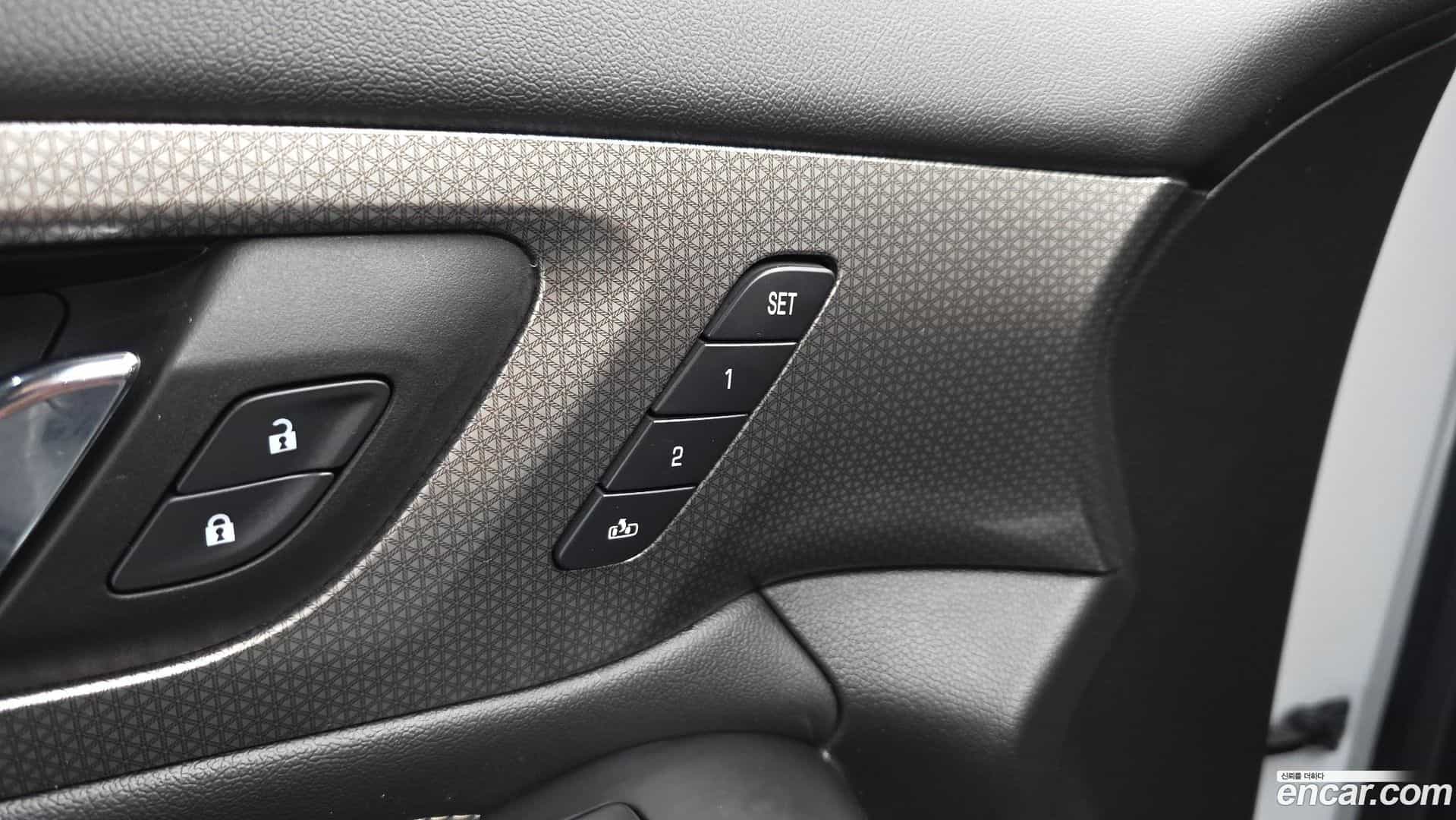 Traverse Chevrolet 2023.11-OPTION-022