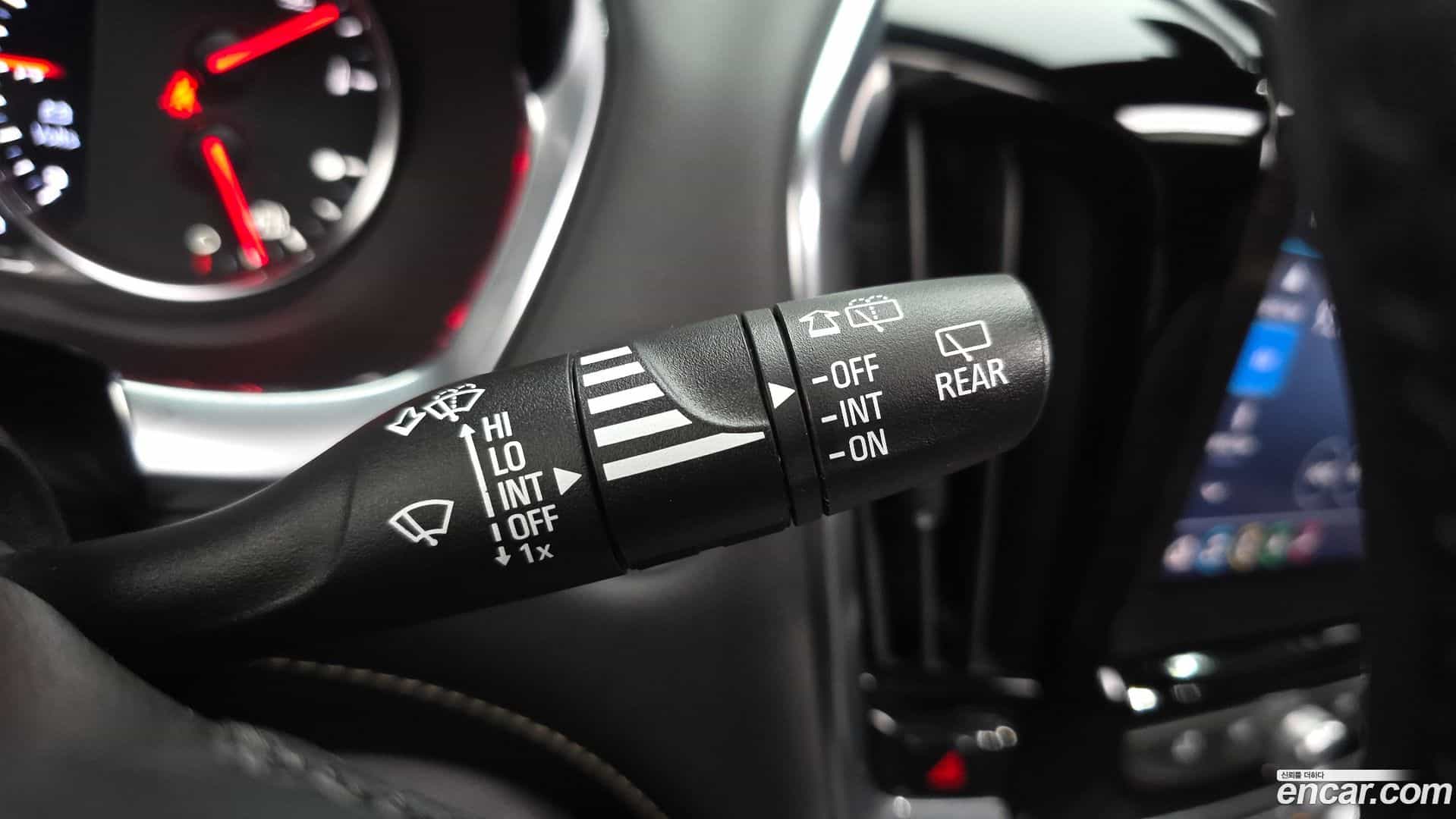 Traverse Chevrolet 2023.11-OPTION-041