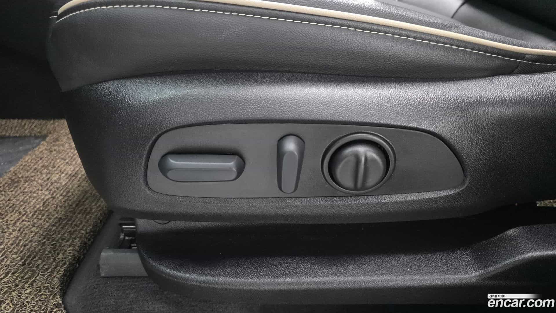Traverse Chevrolet 2023.11-OPTION-045