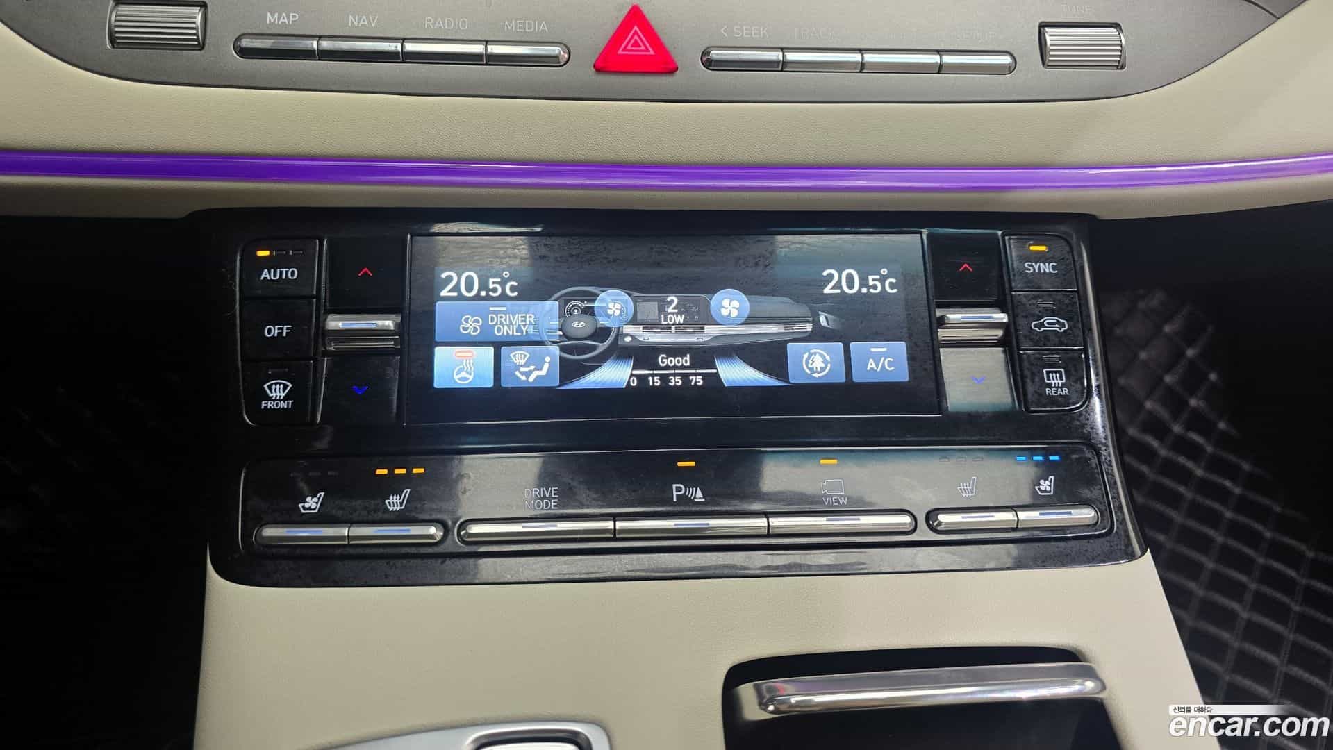 Grandeur Hyundai 2022.5-OPTION-021