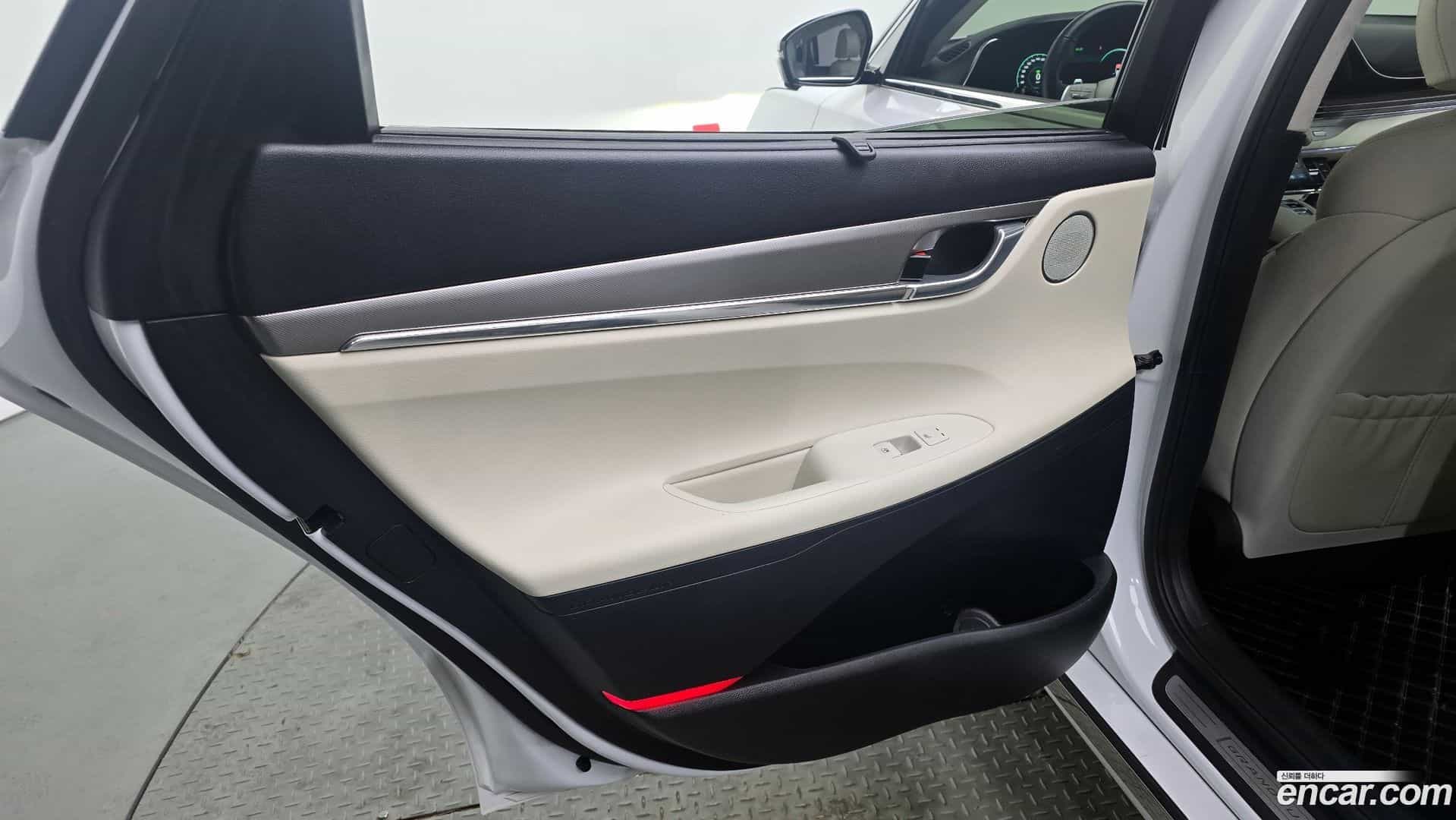 Grandeur Hyundai 2022.5-INNER-035