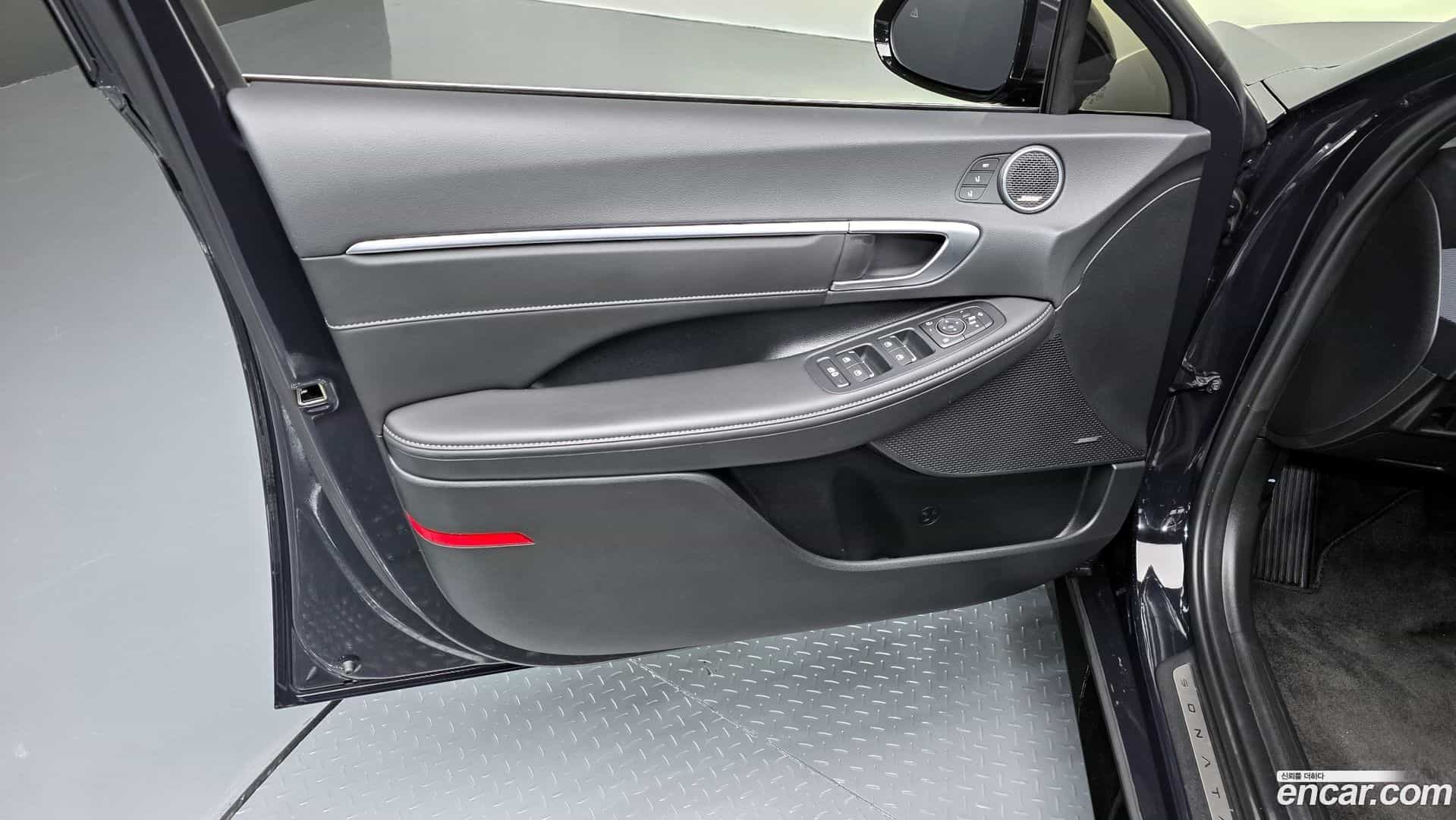 Sonata Hyundai 2024.1-INNER-034