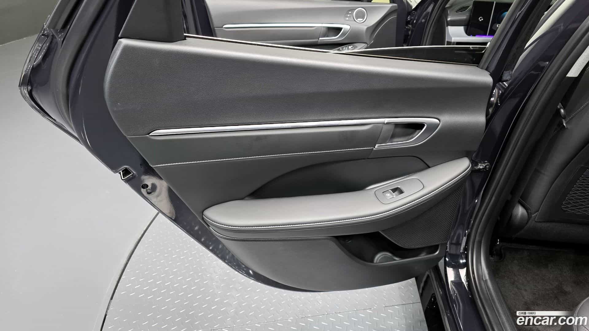 Sonata Hyundai 2024.1-INNER-035