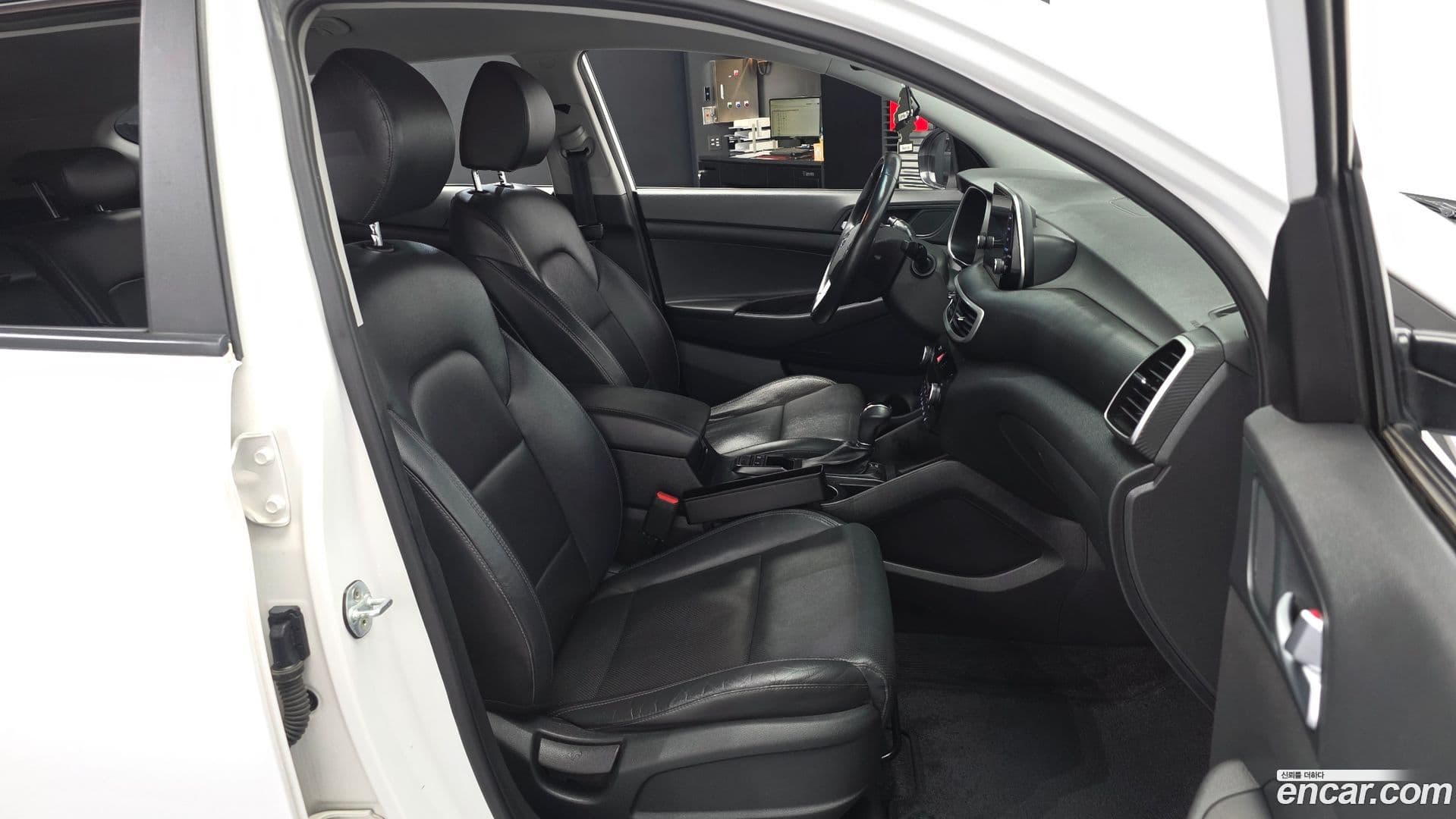 Main__Slider__Photo:Tucson Hyundai 2019.11-10