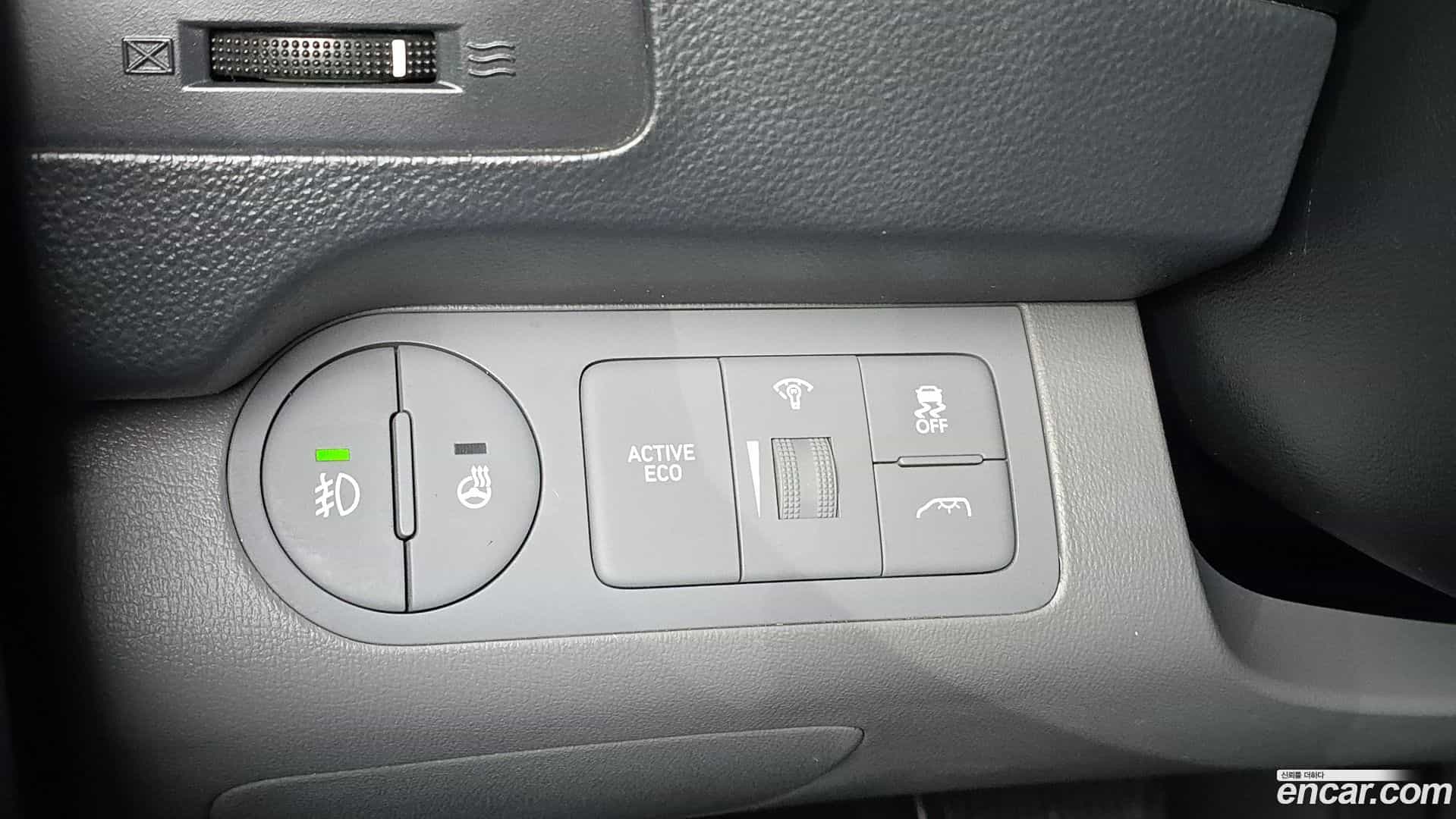Starex Hyundai 2020.8-OPTION-021