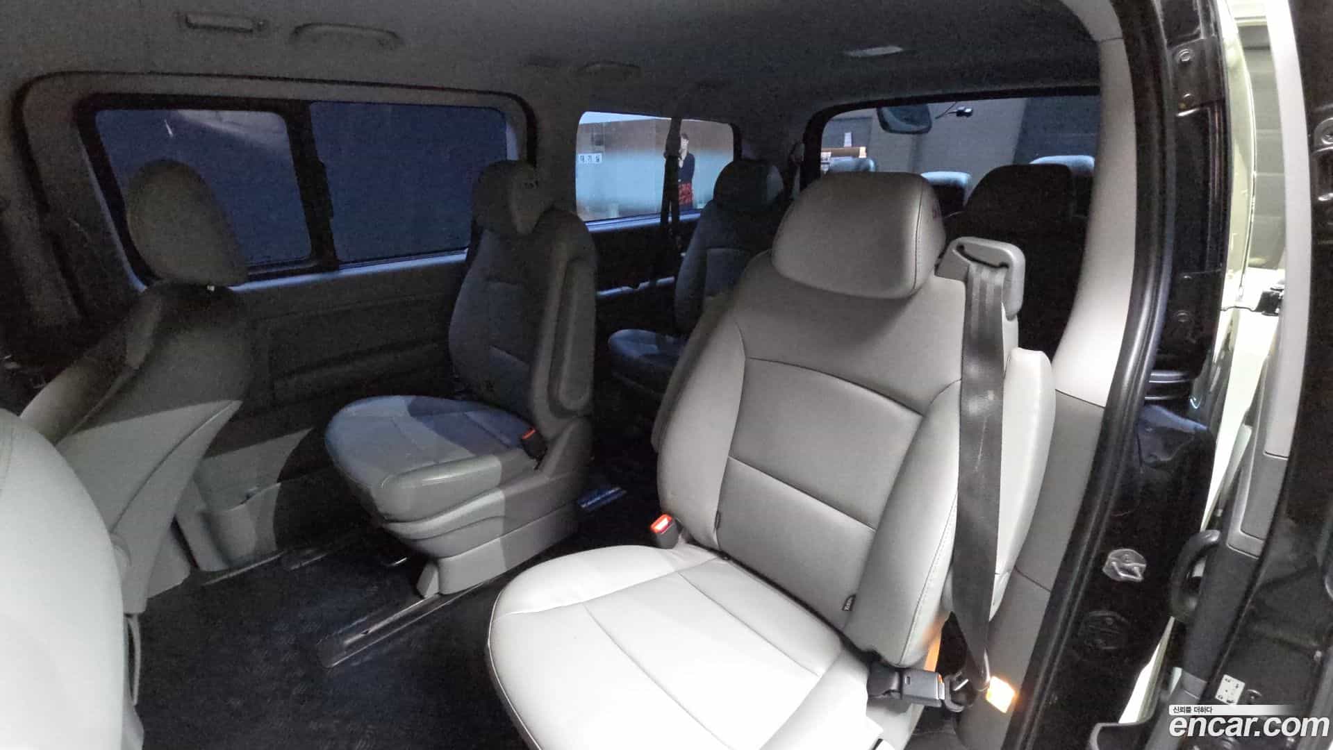 Starex Hyundai 2020.8-OPTION-043