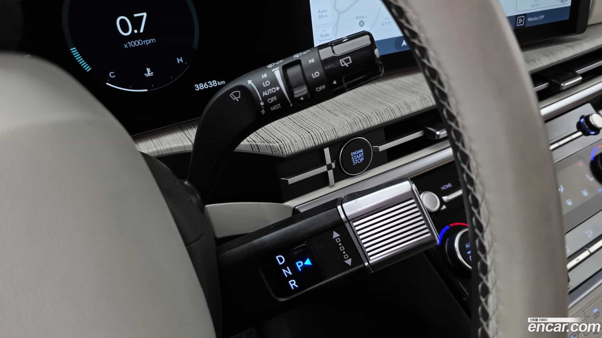 Santafe Hyundai 2024.1-INNER-009
