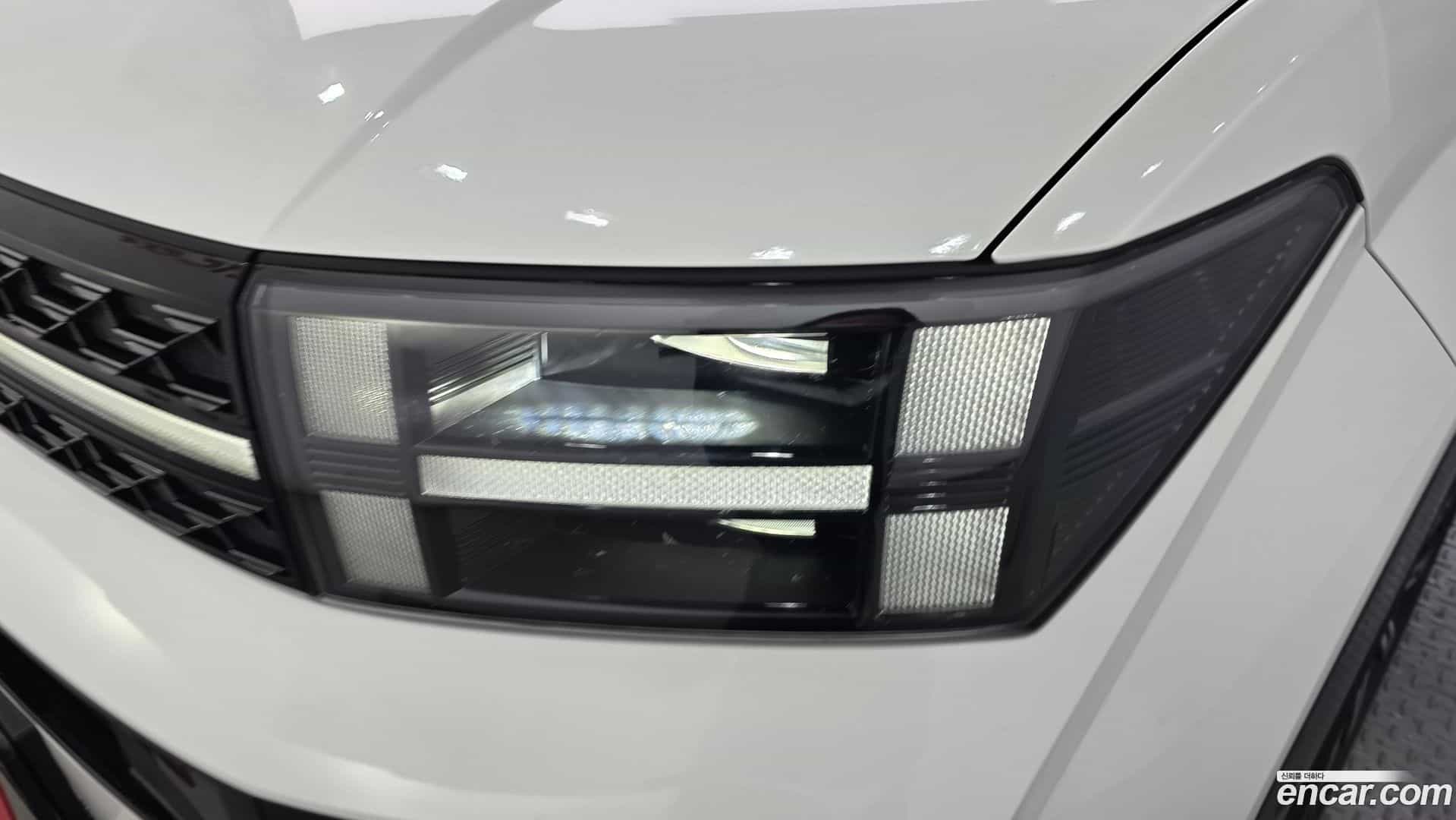 Santafe Hyundai 2024.1-OUTER-032