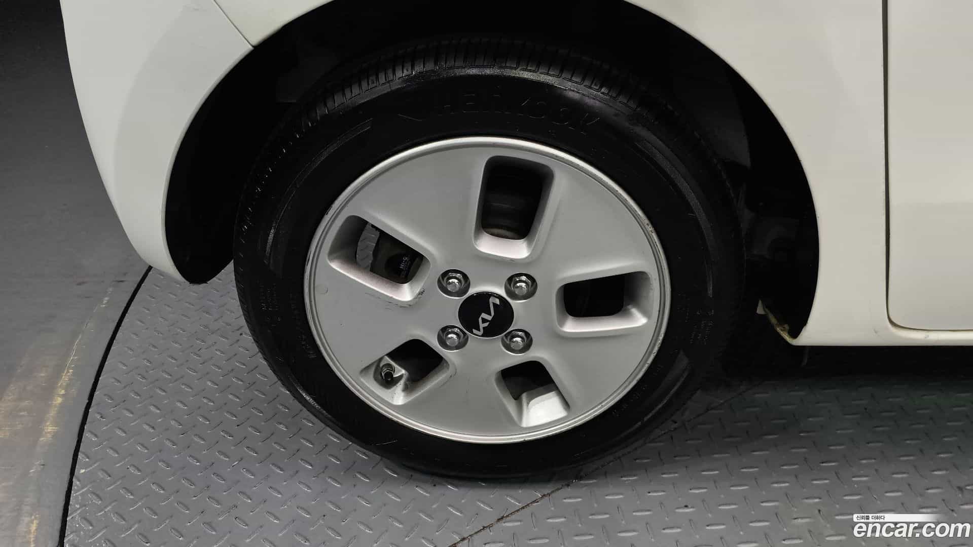 RAY Kia 2022.0-OUTER-005