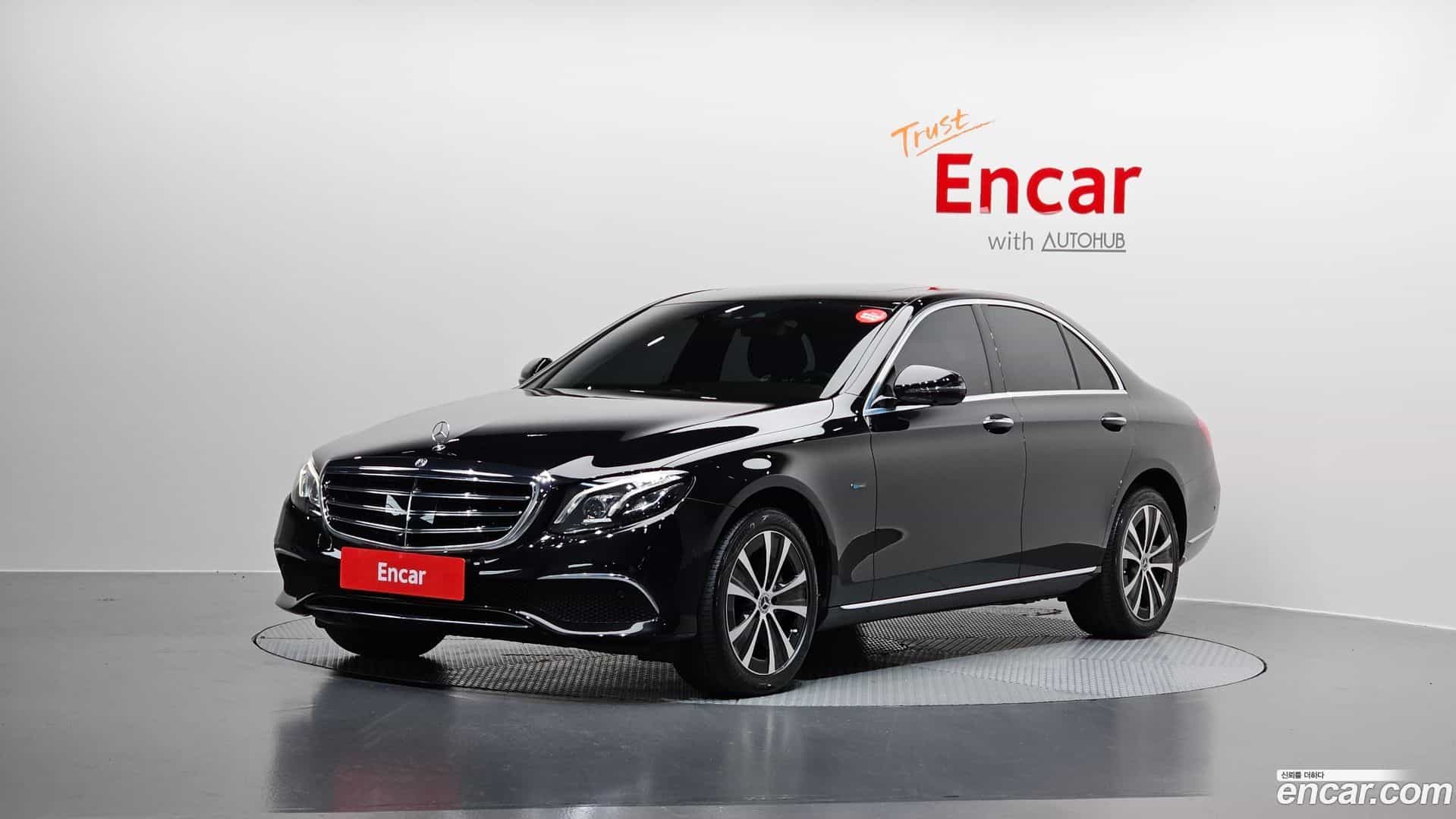 E-Class Mercedes-Benz 2020.6-OUTER-001