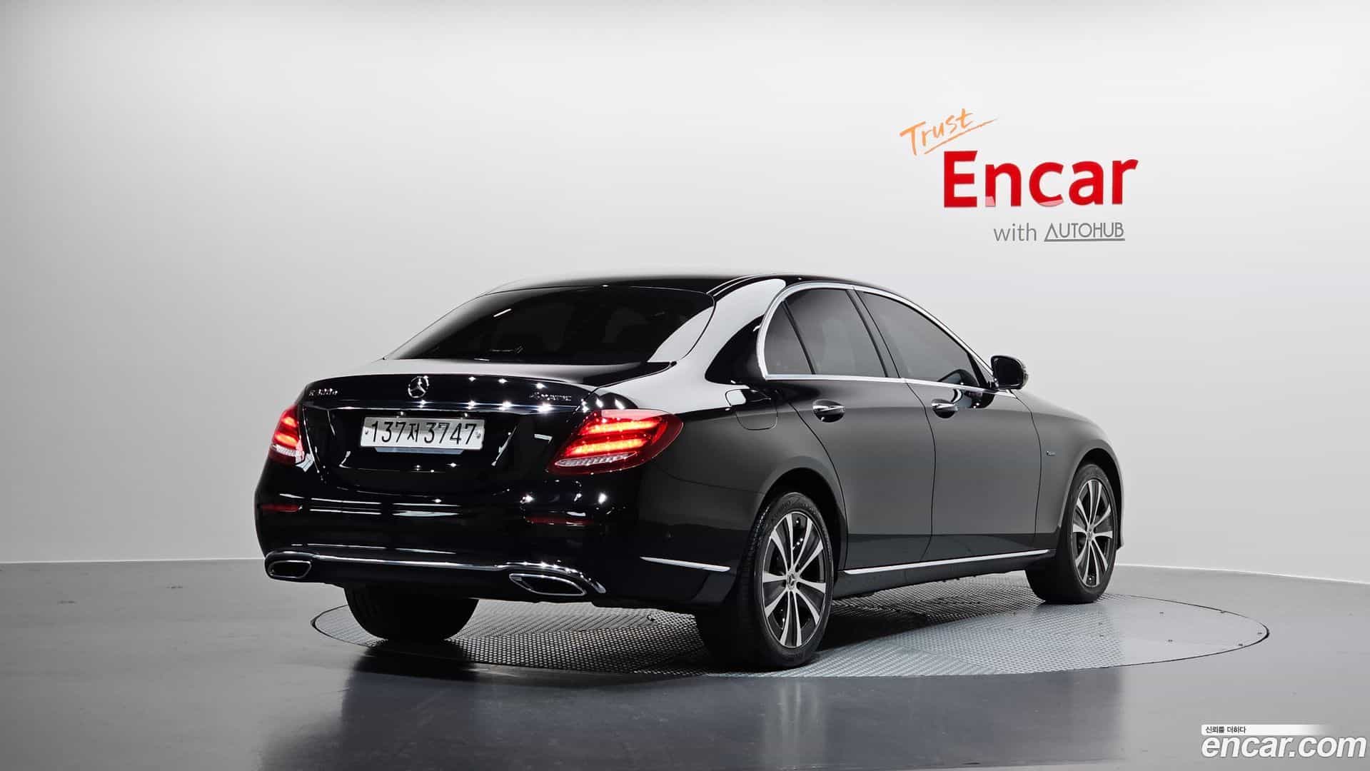 E-Class Mercedes-Benz 2020.6-OUTER-002