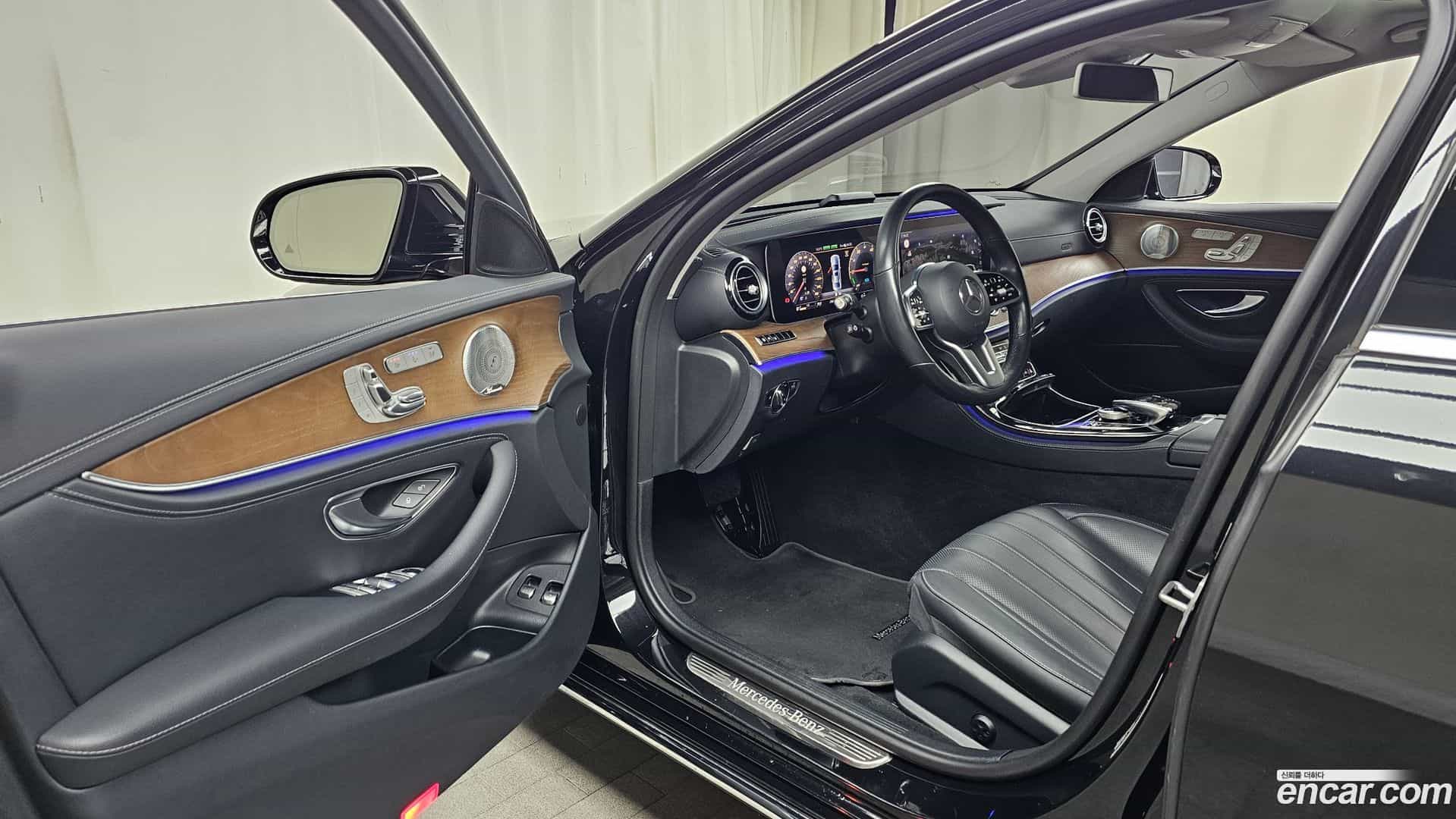E-Class Mercedes-Benz 2020.6-INNER-010