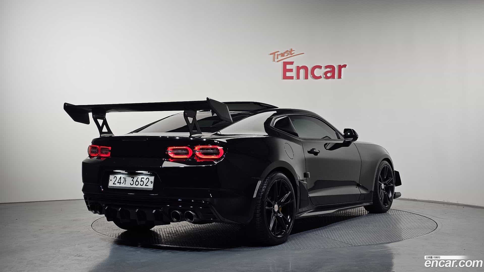 Camaro Chevrolet 2018.11-OUTER-002