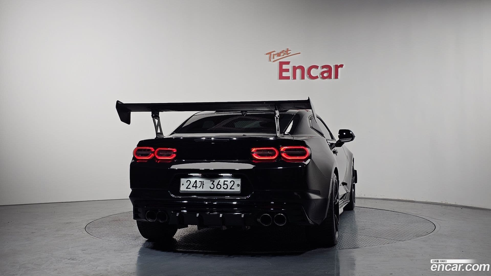 Main__Slider__Photo:Camaro Chevrolet 2018.11-3