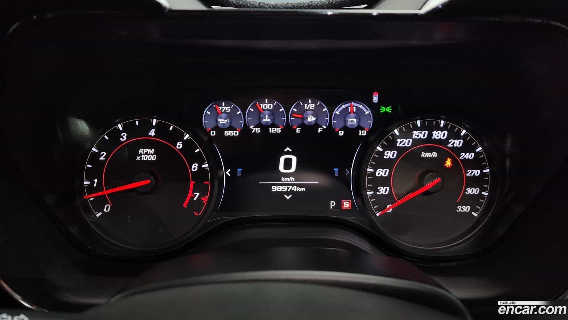 Camaro Chevrolet 2018.11-INNER-008