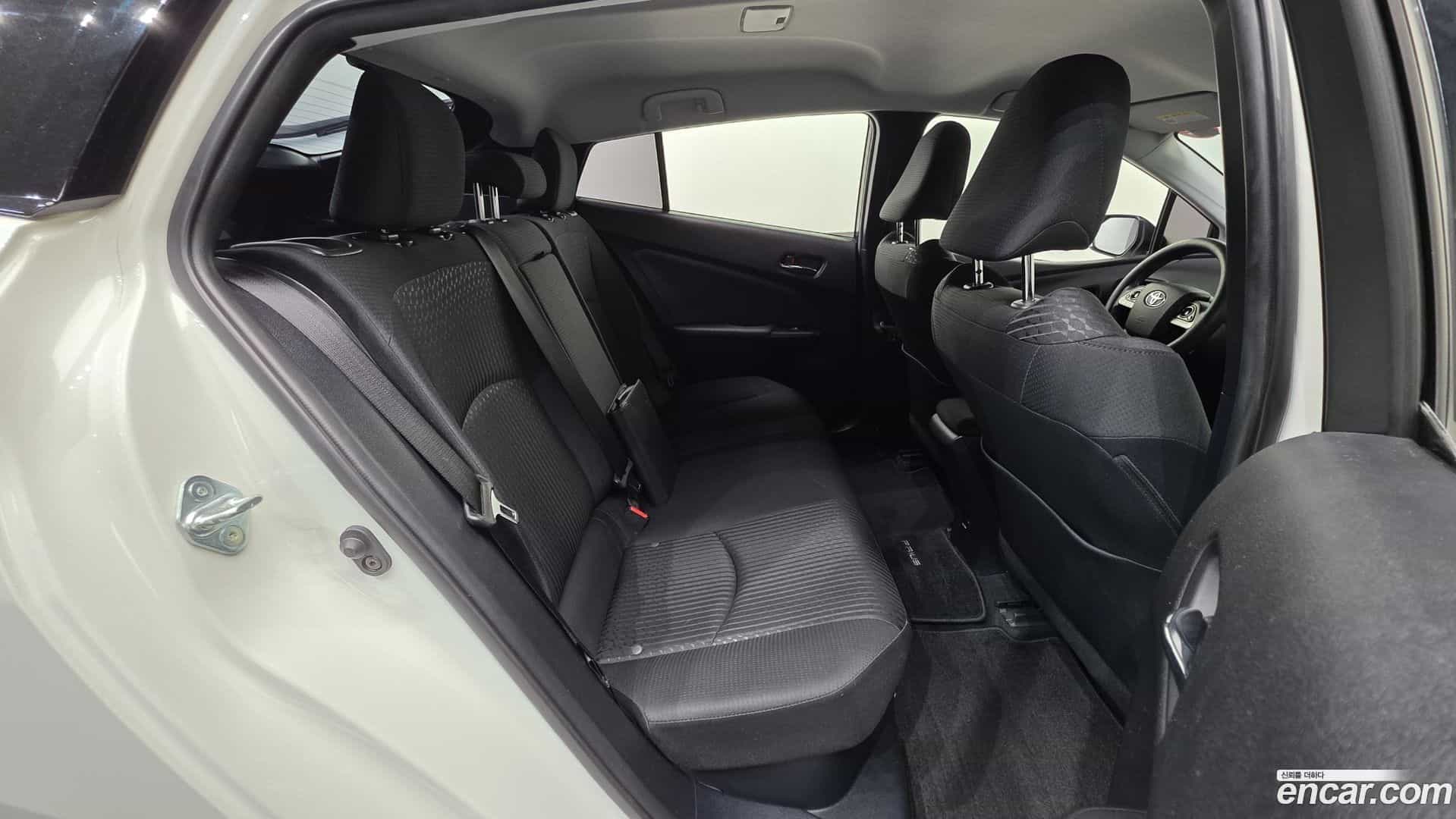 Prius Toyota 2017.10-OPTION-023