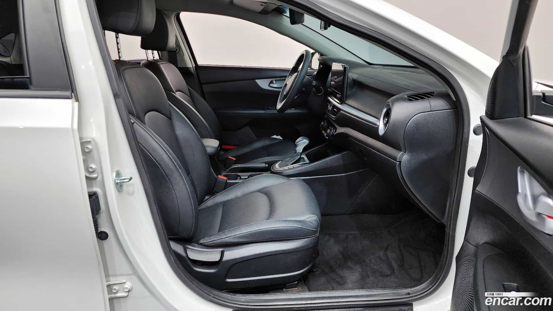 K3 Kia 2022.3-OPTION-015