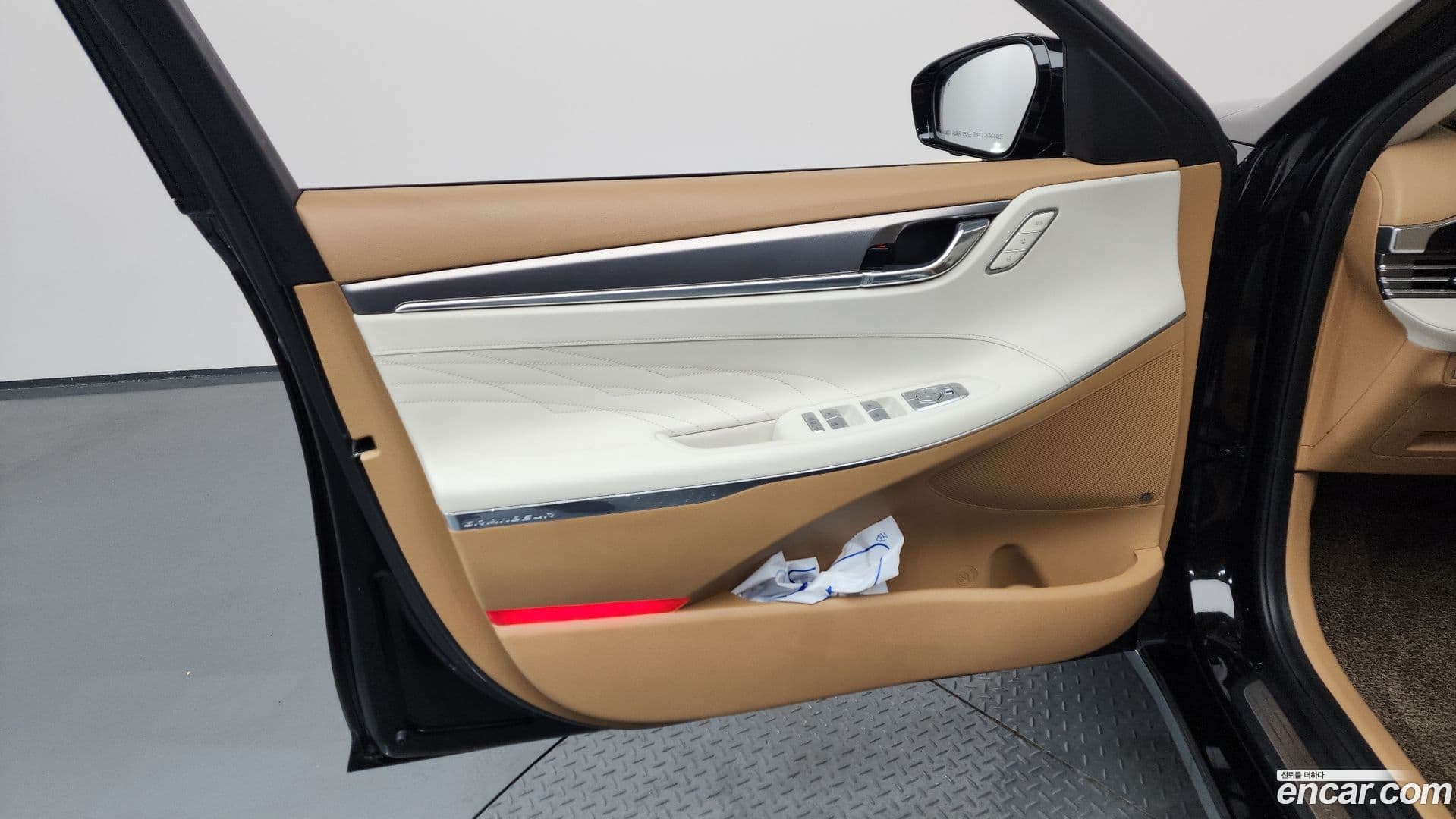 Main__Slider__Photo:Grandeur Hyundai 2020.7-23