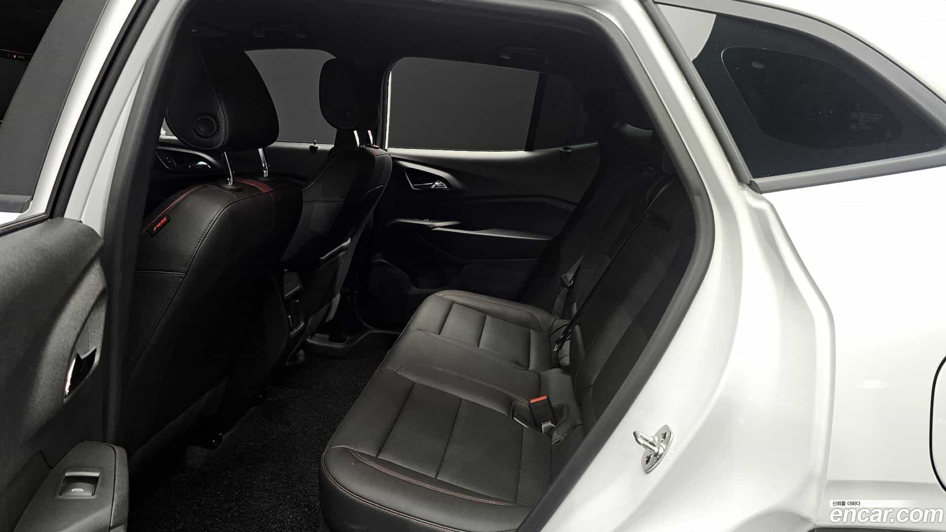 Trax Chevrolet 2023.10-OPTION-015