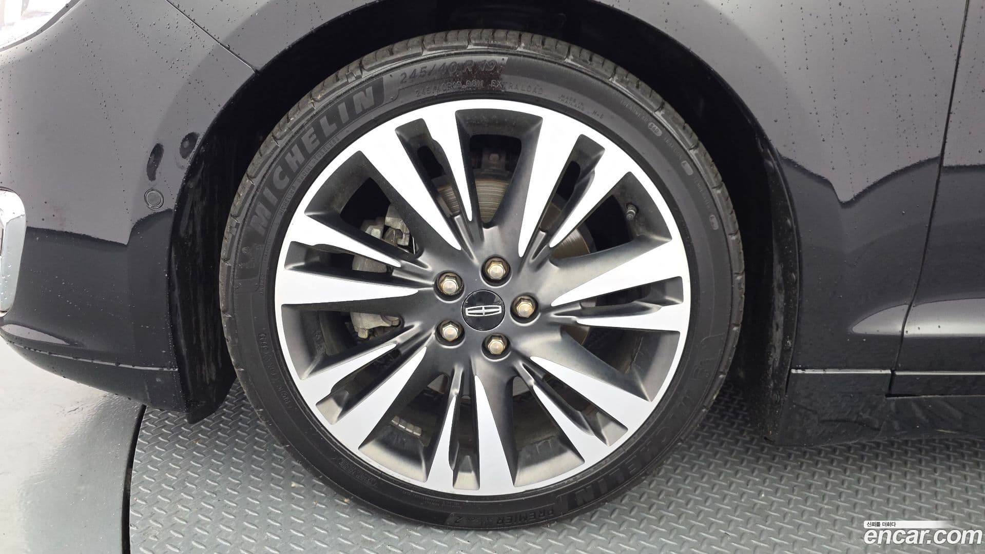 Main__Slider__Photo:MKZ Lincoln 2018.6-4