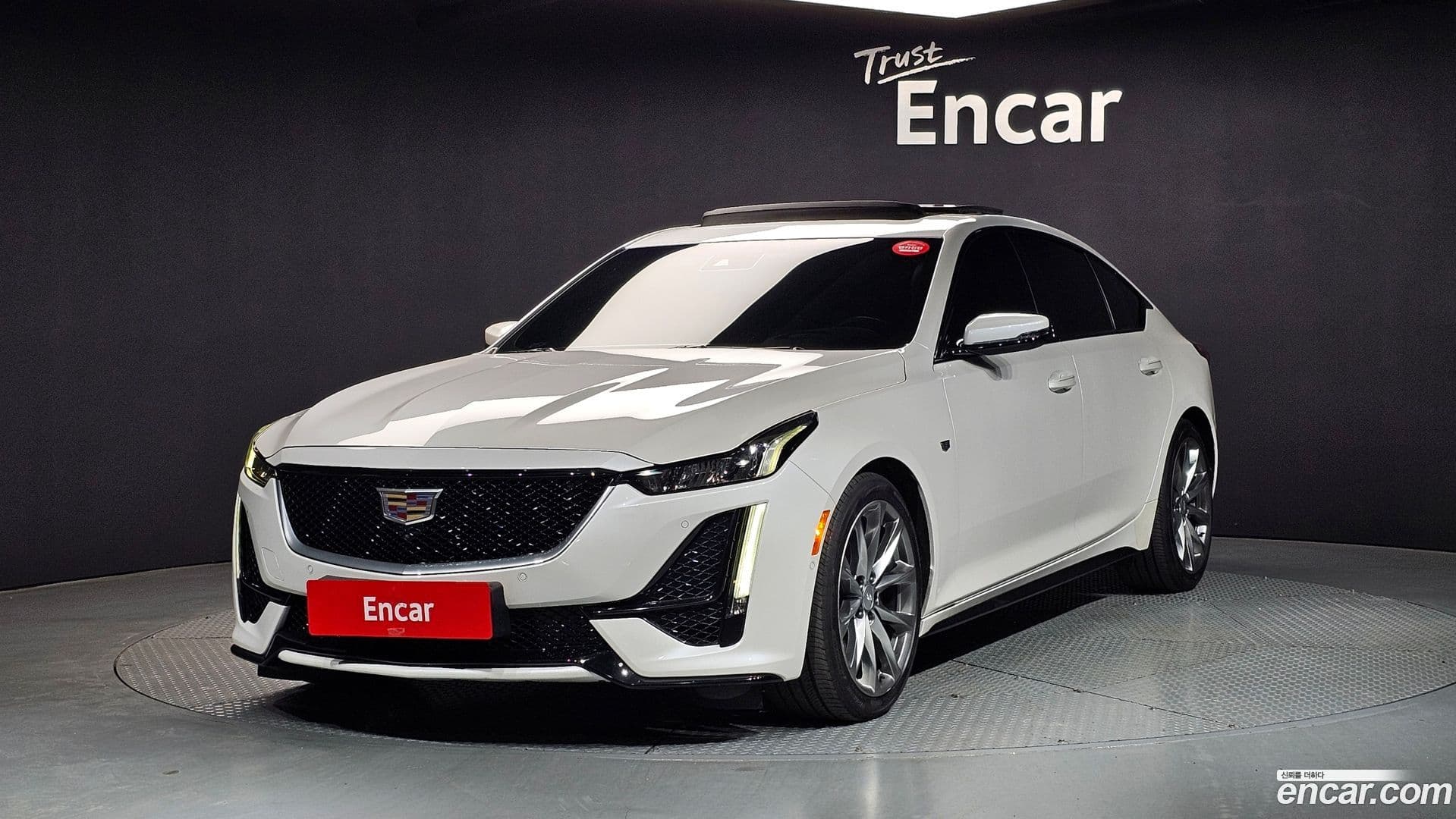 Main__Slider__Photo:CT5 Cadillac 2020.11-0