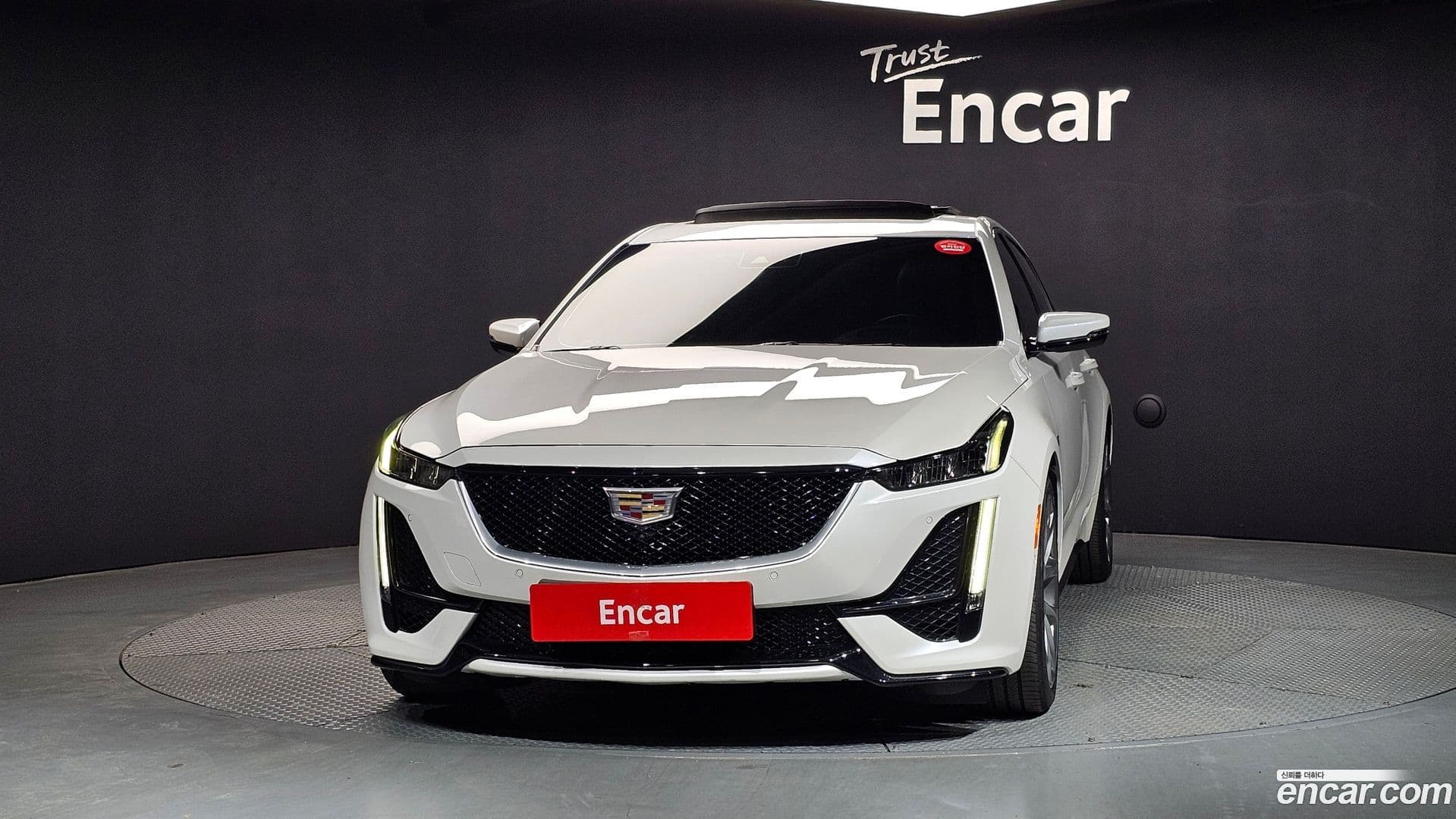 Main__Slider__Photo:CT5 Cadillac 2020.11-2