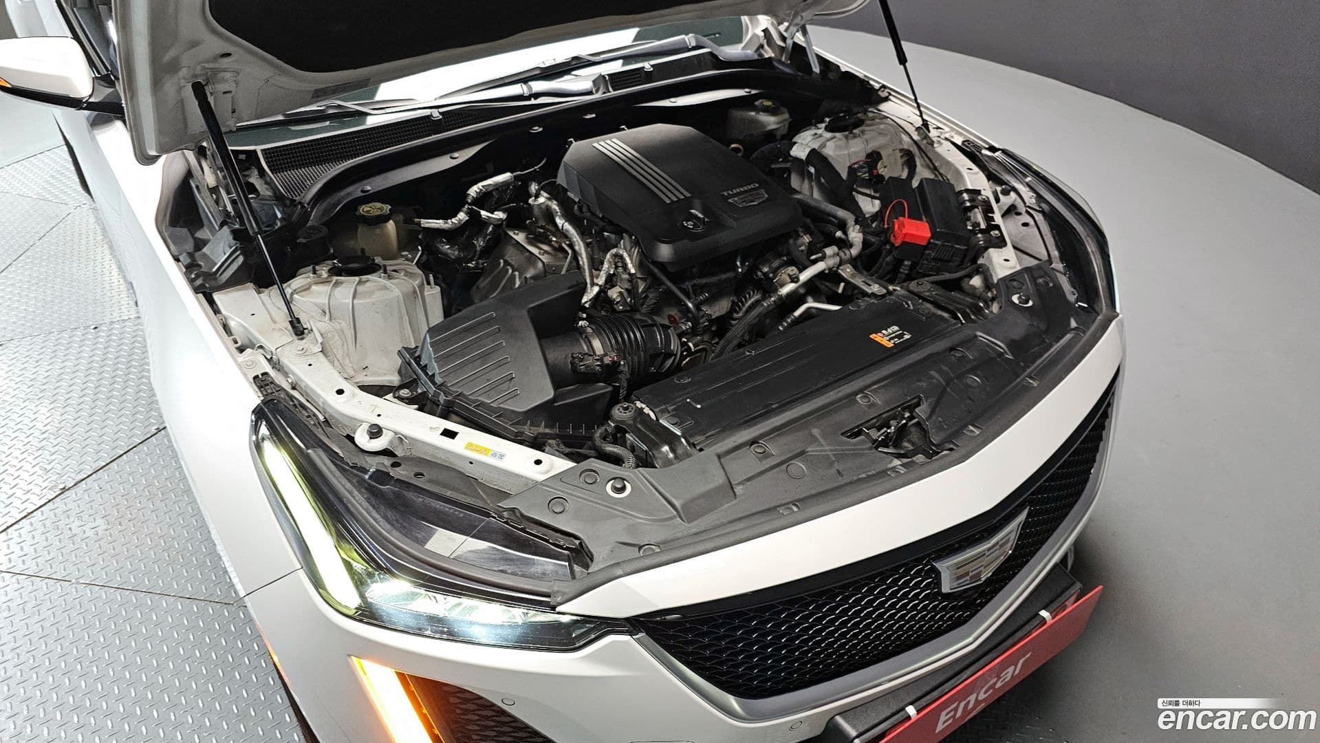Main__Slider__Photo:CT5 Cadillac 2020.11-5