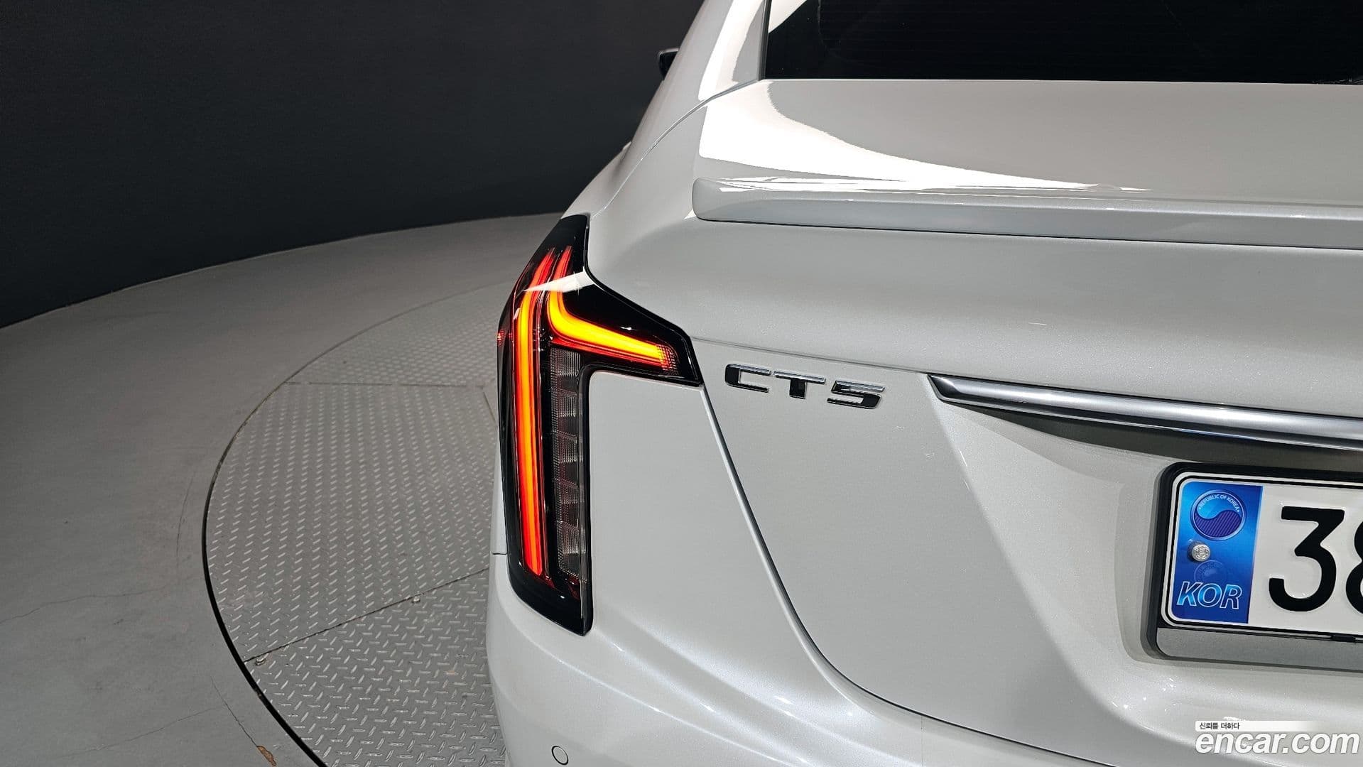Main__Slider__Photo:CT5 Cadillac 2020.11-22