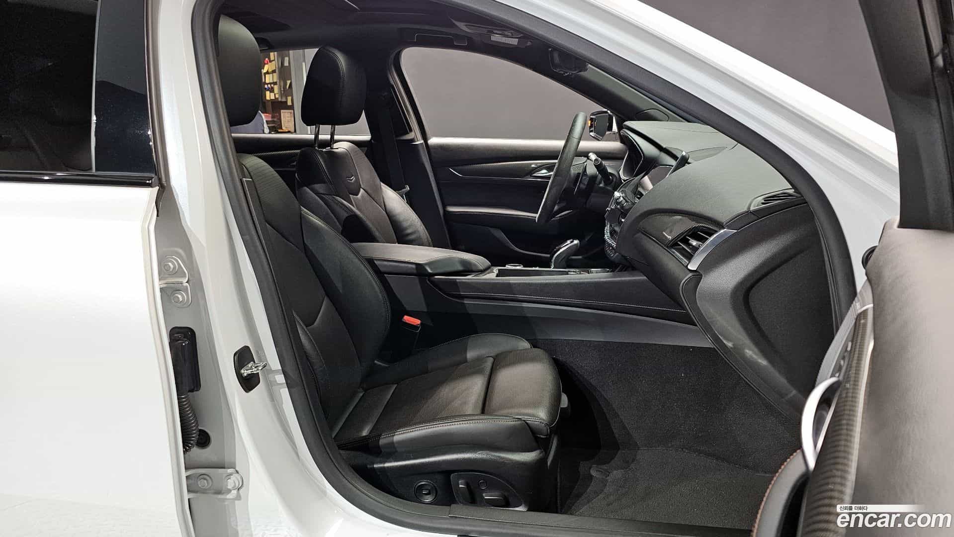 CT5 Cadillac 2020.11-INNER-036