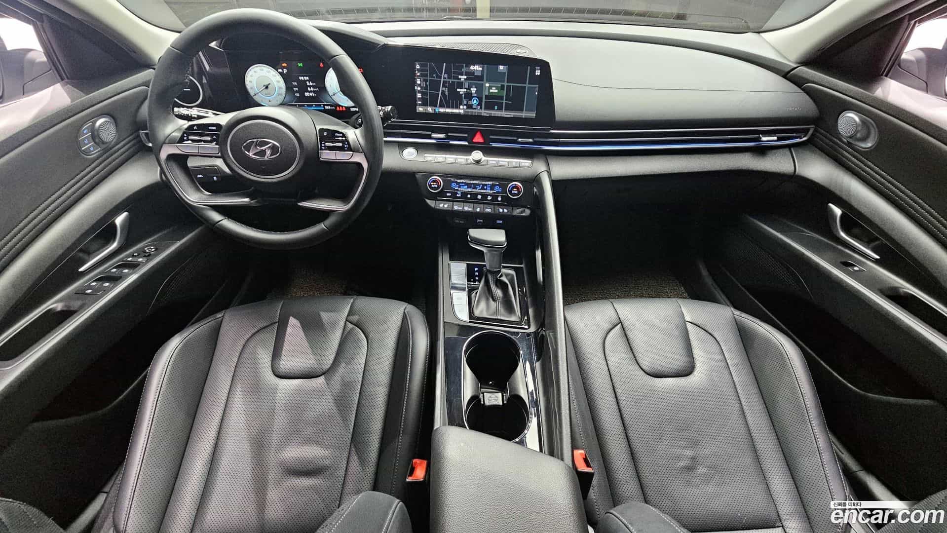 AVANTE Hyundai 2020.4-INNER-007