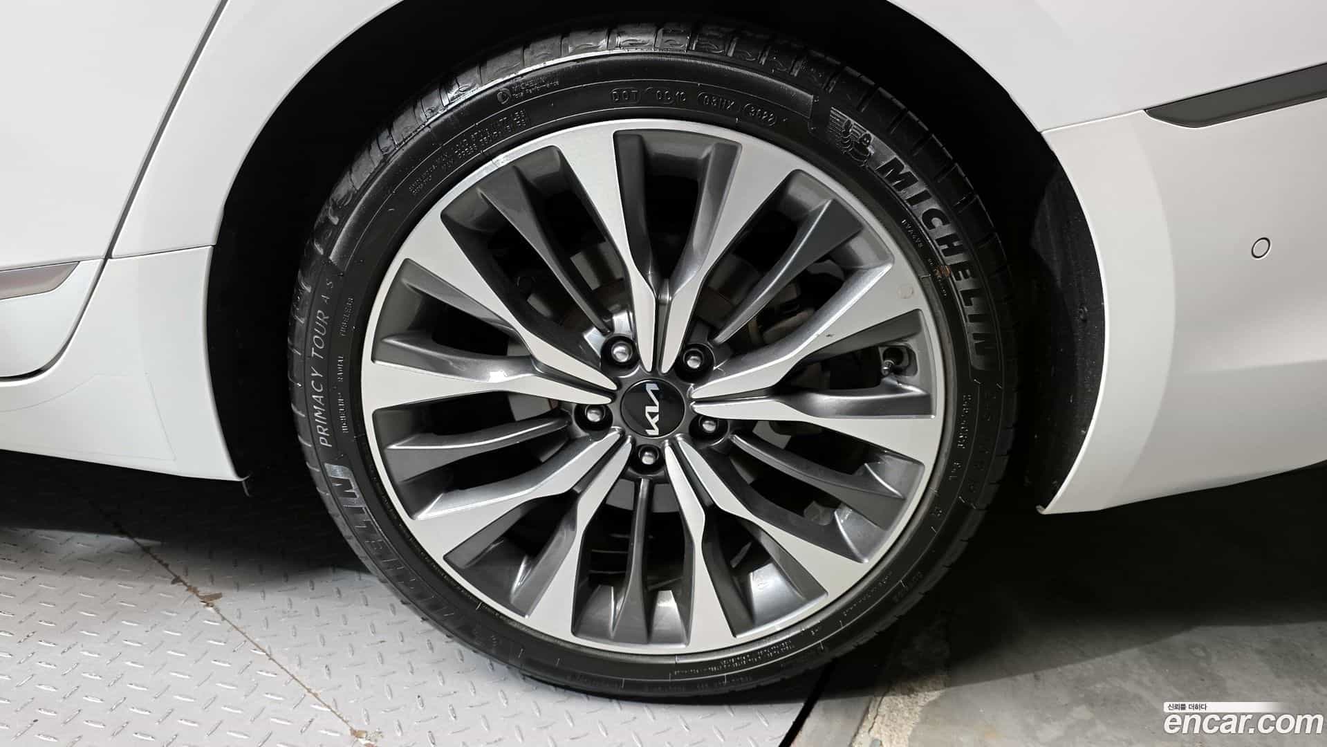 K8 Kia 2023.0-OUTER-031