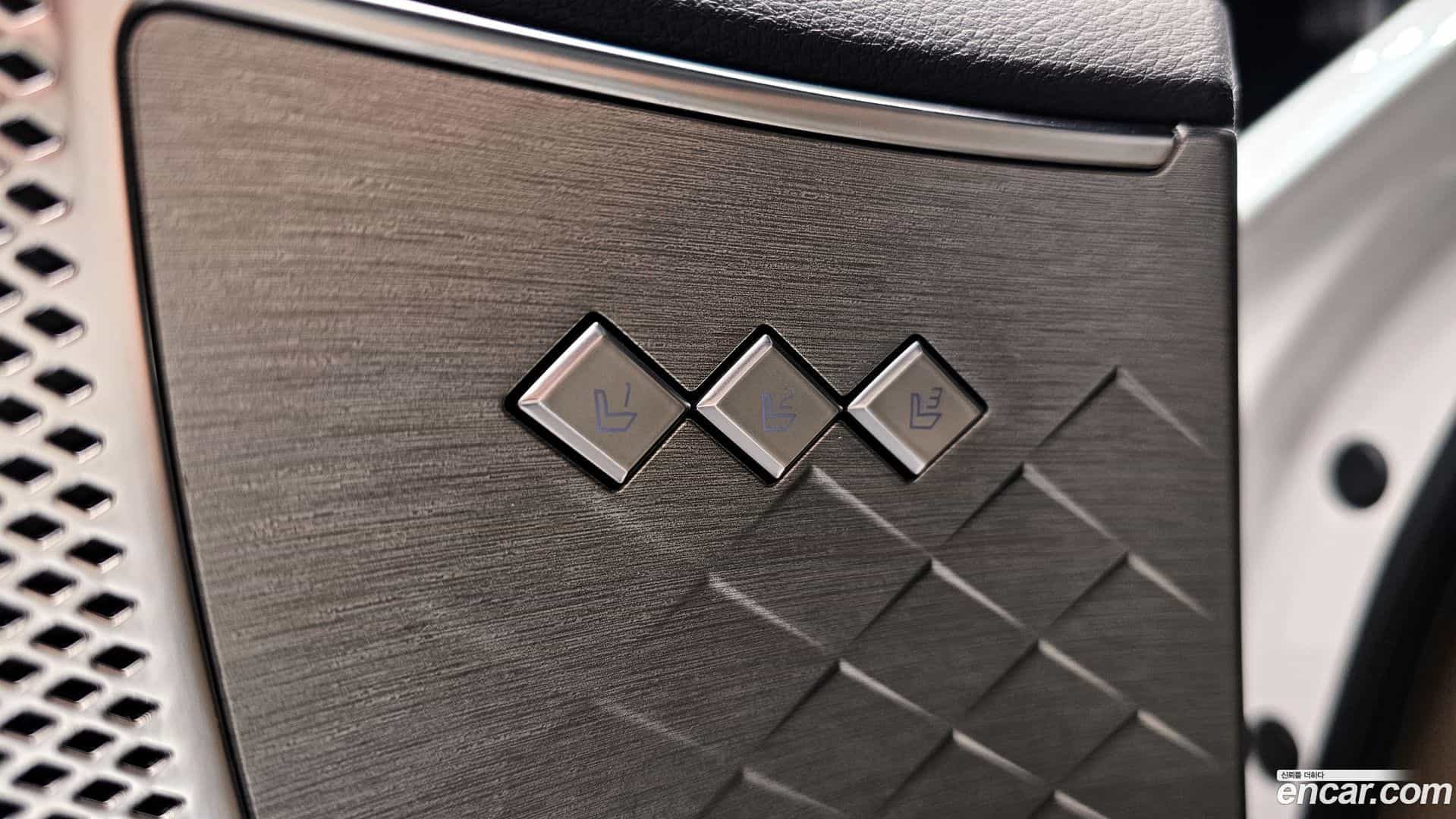 K8 Kia 2023.0-OPTION-040