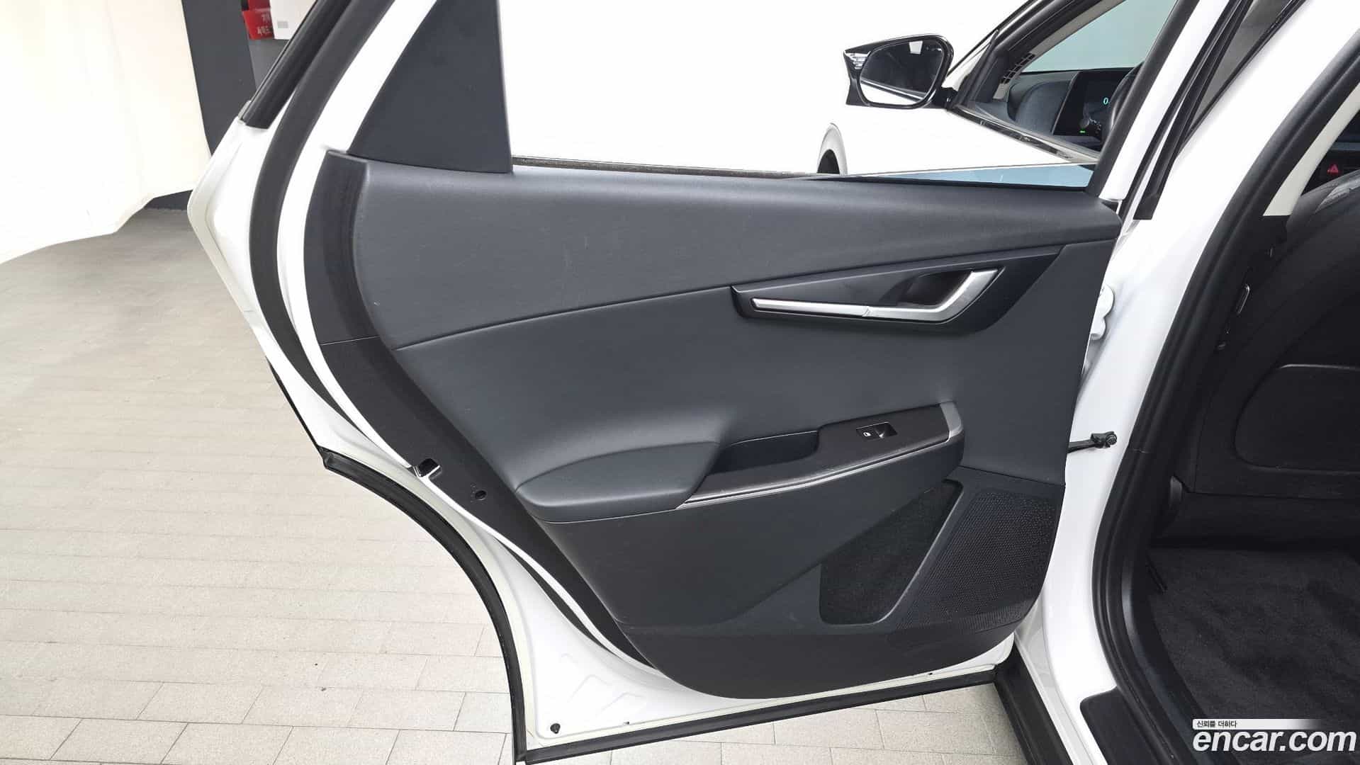 EV6 Kia 2022.8-INNER-035