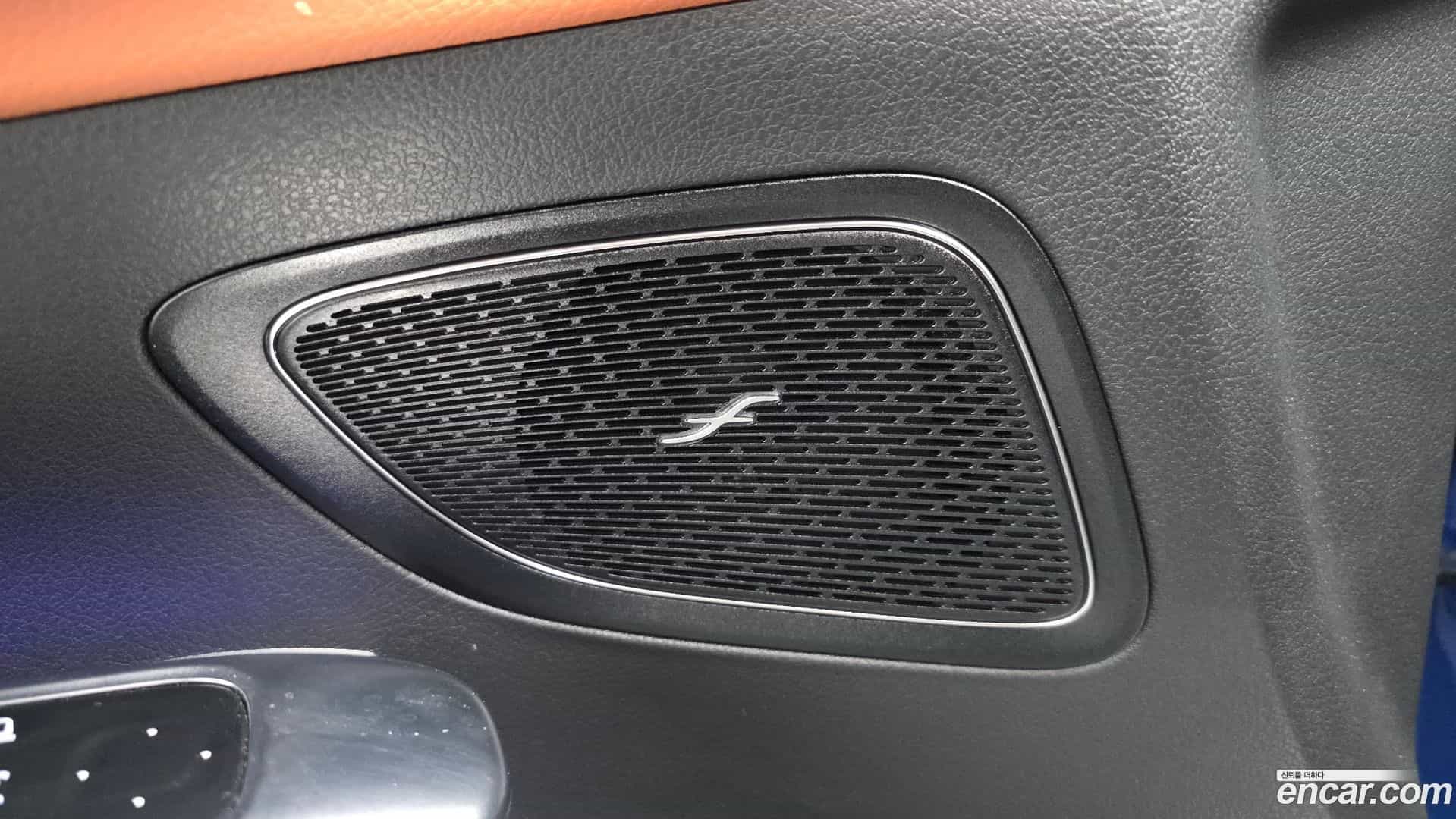 C-Class Mercedes-Benz 2022.3-OPTION-022