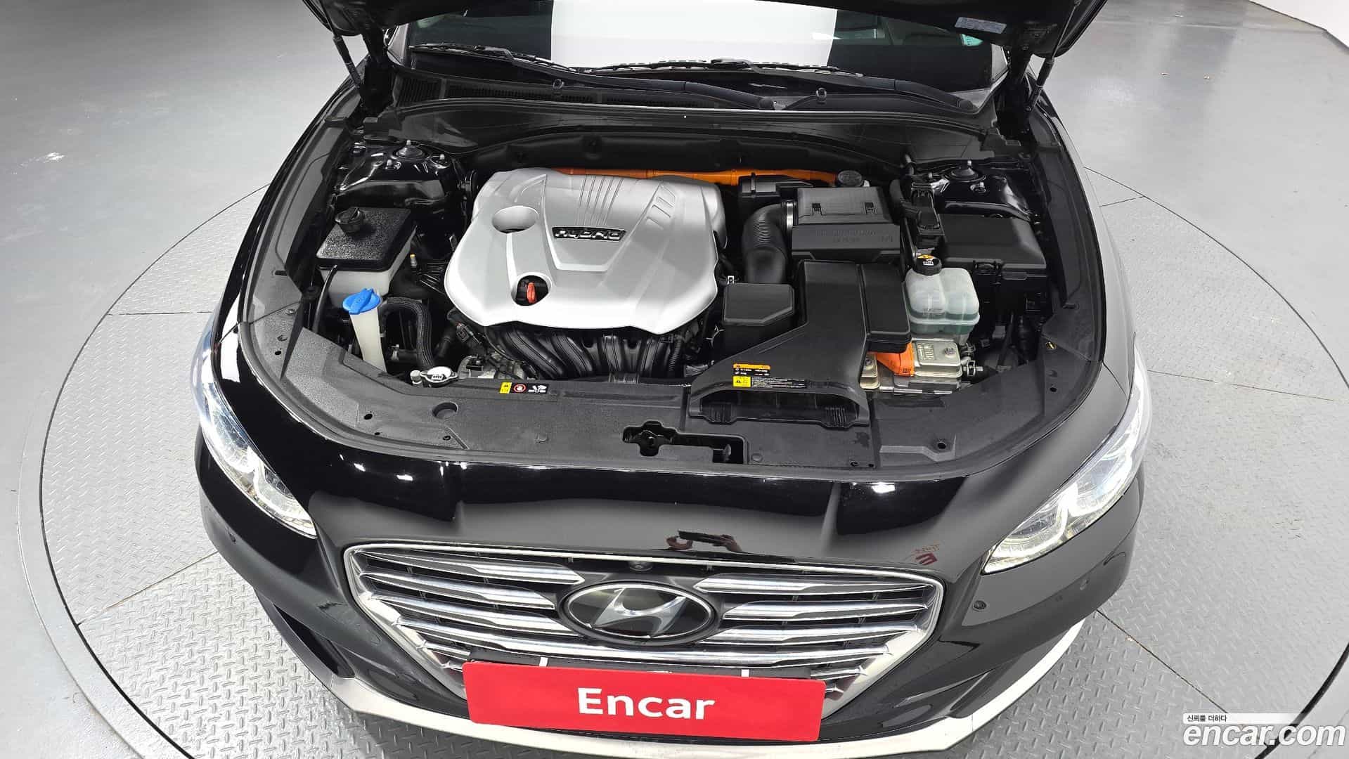 Grandeur Hyundai 2018.10-OUTER-006