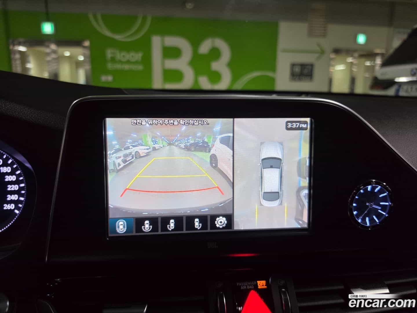 Grandeur Hyundai 2018.10-OPTION-019