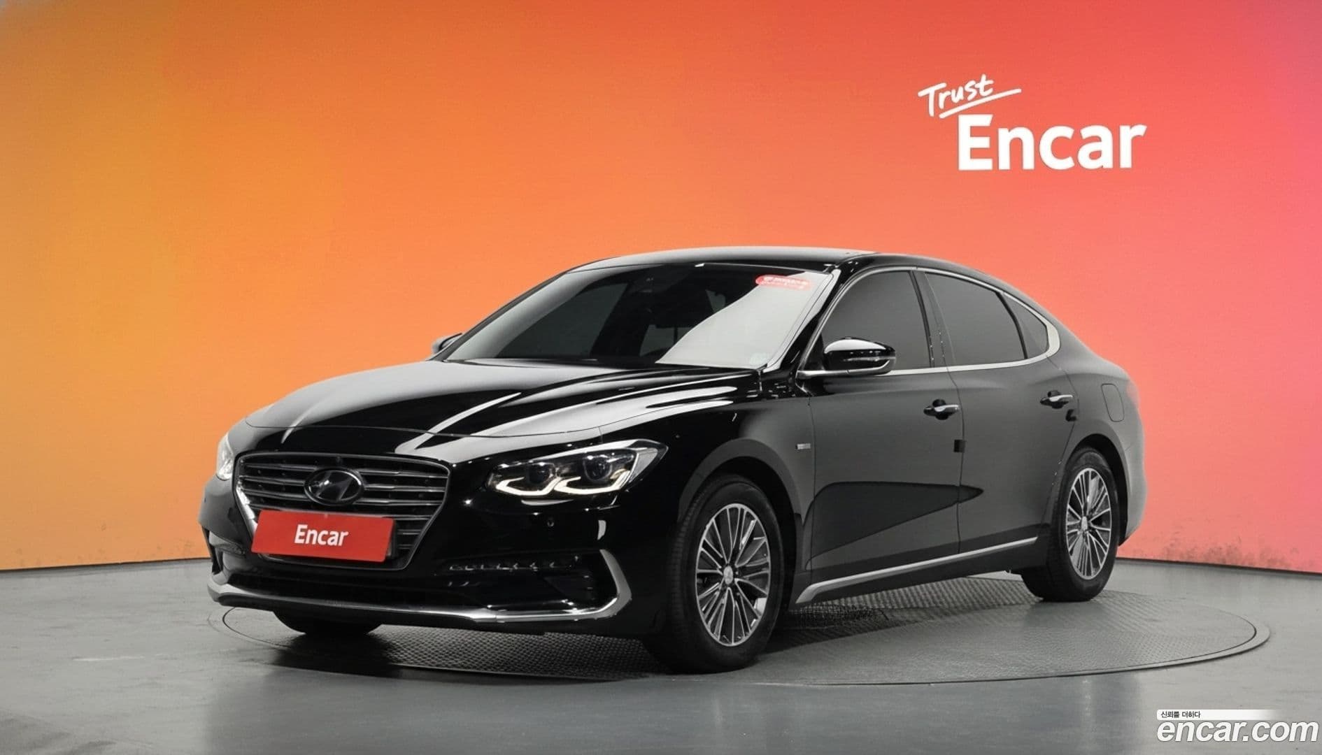 Main__Slider__Photo:Grandeur Hyundai 2018.10-0